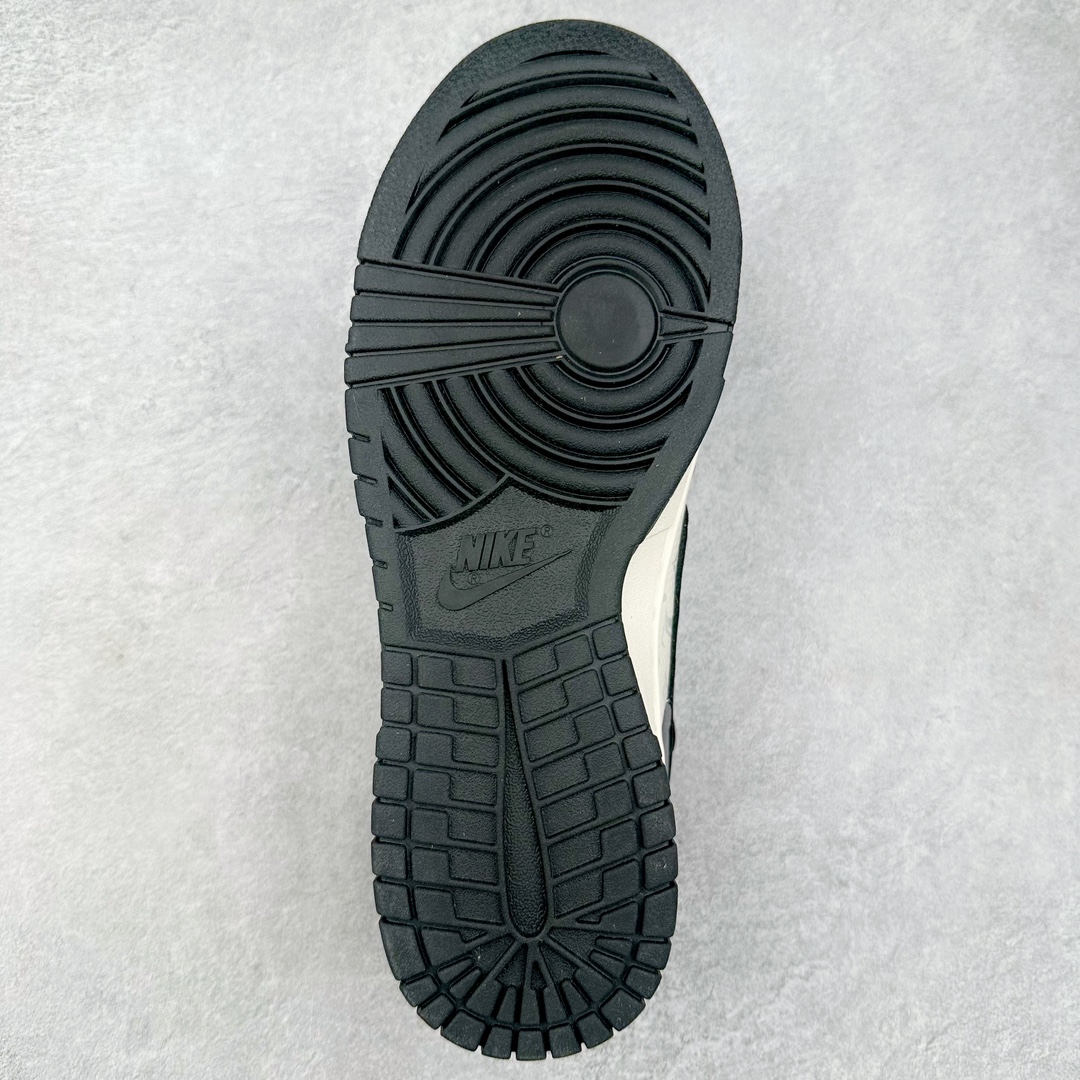 图片[9]-NK Dunk Low 定制配色 JJ5688-104 大厂出品 极力推荐 原装头层材料 独家版型蒸餾加工帶來的是更好的视觉和脚感体验大厂纯原品质出货 清洁度 电绣工艺 皮料切割干净无任何毛边 细节完美 尺码：36 36.5 37.5 38 38.5 39 40 40.5 41 42 42.5 43 44 44.5 45 46 47.5-选品中心