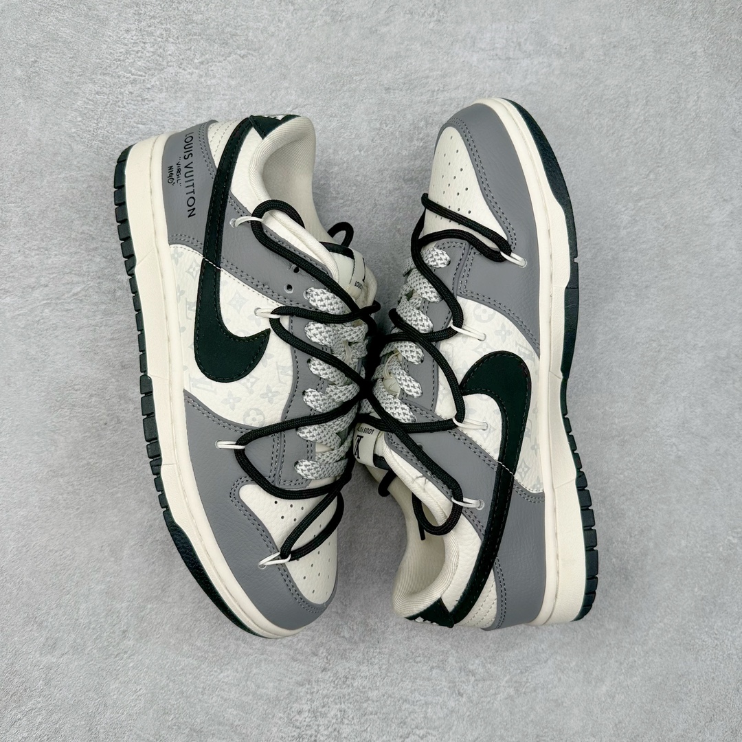 图片[3]-NK Dunk Low 定制配色 JJ5688-104 大厂出品 极力推荐 原装头层材料 独家版型蒸餾加工帶來的是更好的视觉和脚感体验大厂纯原品质出货 清洁度 电绣工艺 皮料切割干净无任何毛边 细节完美 尺码：36 36.5 37.5 38 38.5 39 40 40.5 41 42 42.5 43 44 44.5 45 46 47.5-选品中心