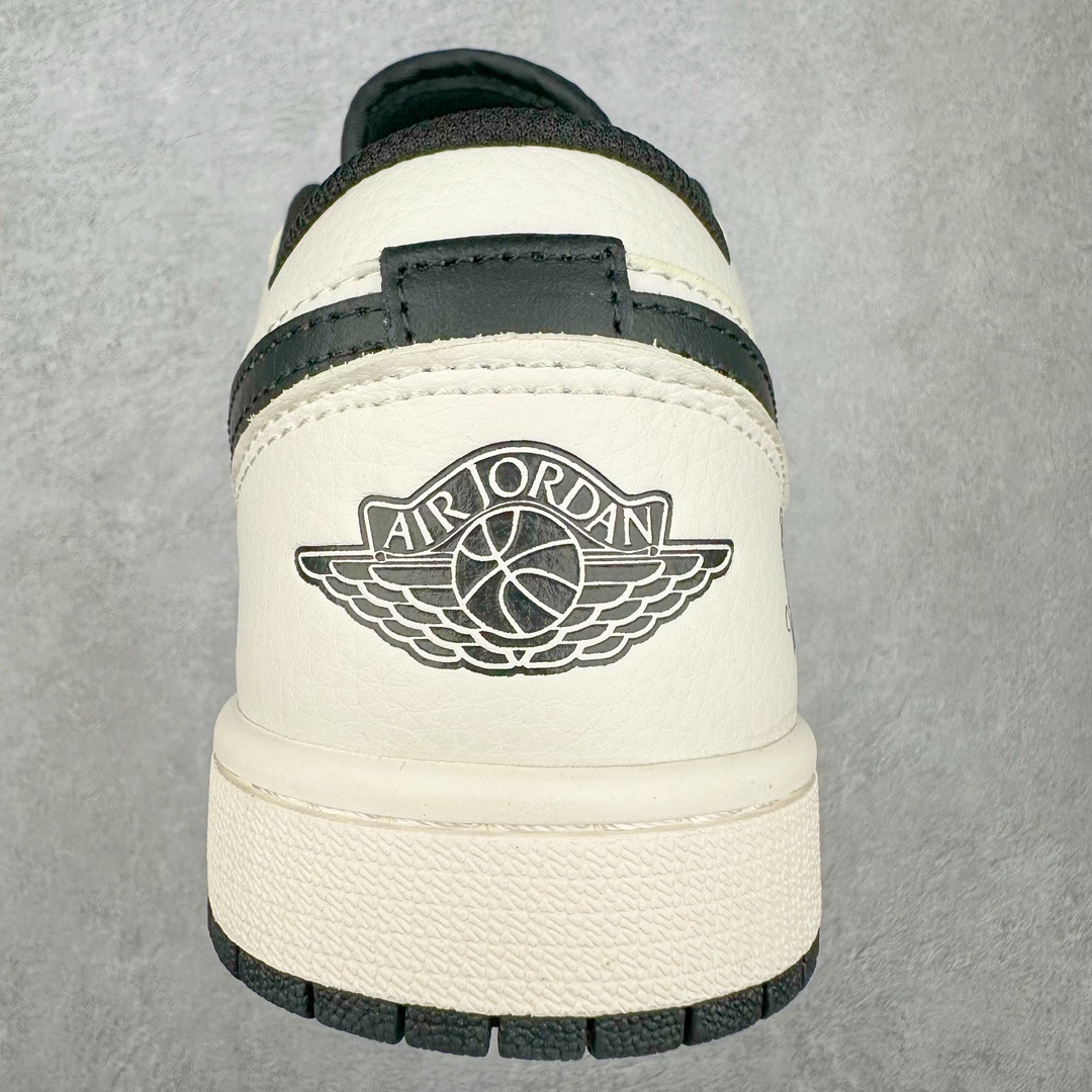 图片[8]-Air Jordan AJ1 Low 低帮系列定制配色 SJ9950-009 原厂内置气垫魔块 A模大底 头层小牛皮 鞋舌AJ原厂专用牛津布+AJ专用反口珍珠布+原厂无杂质高弹内里海棉+特殊封边弹力鞋带 尺码：36 36.5 37.5 38 38.5 39 40 40.5 41 42 42.5 43 44 44.5 45 46-选品中心