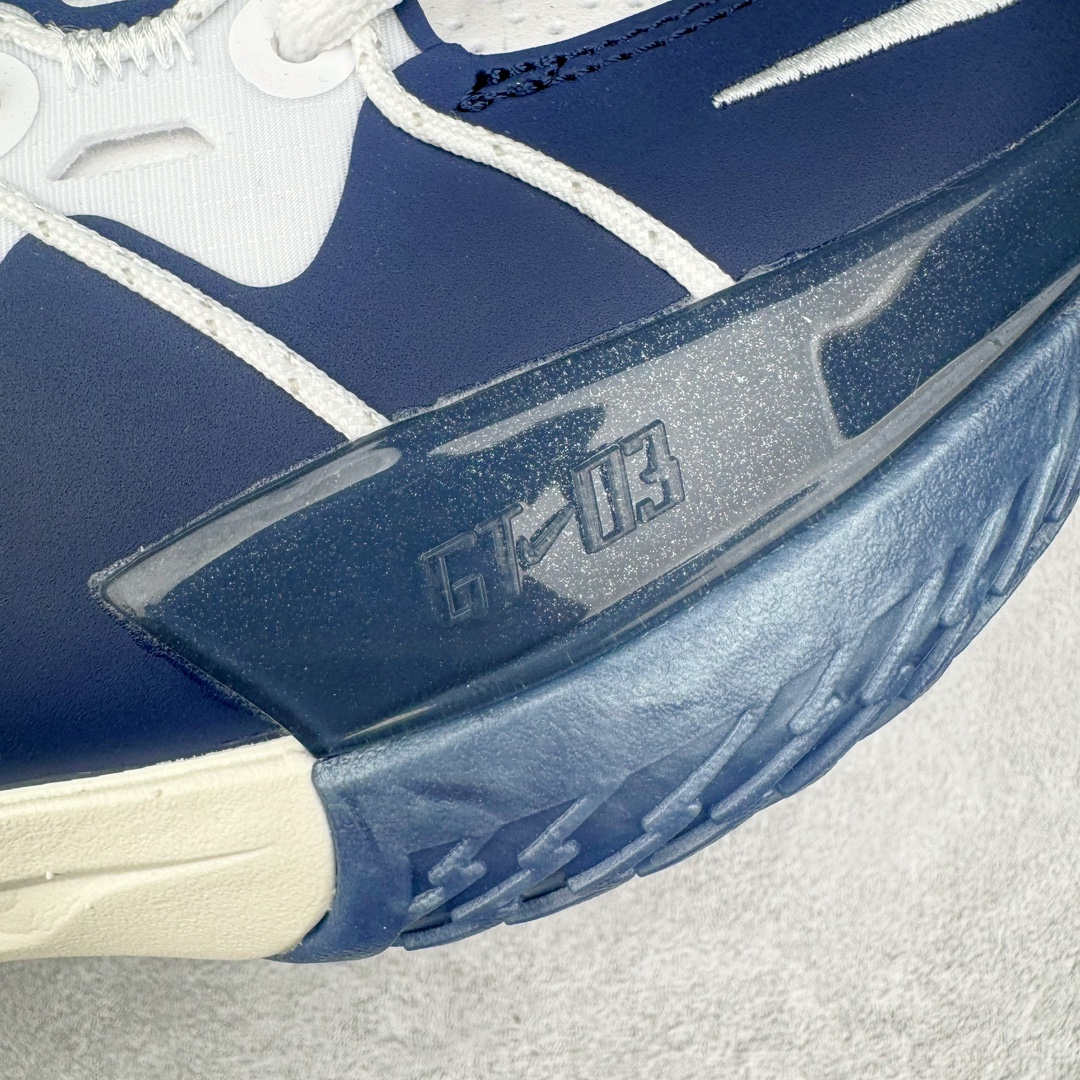 图片[14]-＃灭世/Max NK Air Zoom G.T.Cut 3 EP 实战系列篮球鞋 FZ5743-100 全新GT Cut 3.0 全掌搭载了 ZoomX 泡棉 使得整双鞋在缓震表现上可谓相当优秀 拥有着顶级科技配置的同时 颜值设计也非常可观 整体鞋型仍然保留了前低后高的设计 G.T. Cut 传统的突进极速突破的感觉 鞋头麂皮材质和 NK Flywire 飞线工艺 相对来说包裹感更好了 必备的TPU 支撑片 两侧 Swoosh 的透气孔设计 起到散热透气的作用 鞋舌采用类似跑鞋的半开叉式设计 搭配鞋带既可以提升包裹感 又降低了运动中鞋舌乱跑的可能性 鞋子内里填充相当厚实 避免掉跟 尺码：39 40 40.5 41 42 42.5 43 44 44.5 45 46-选品中心