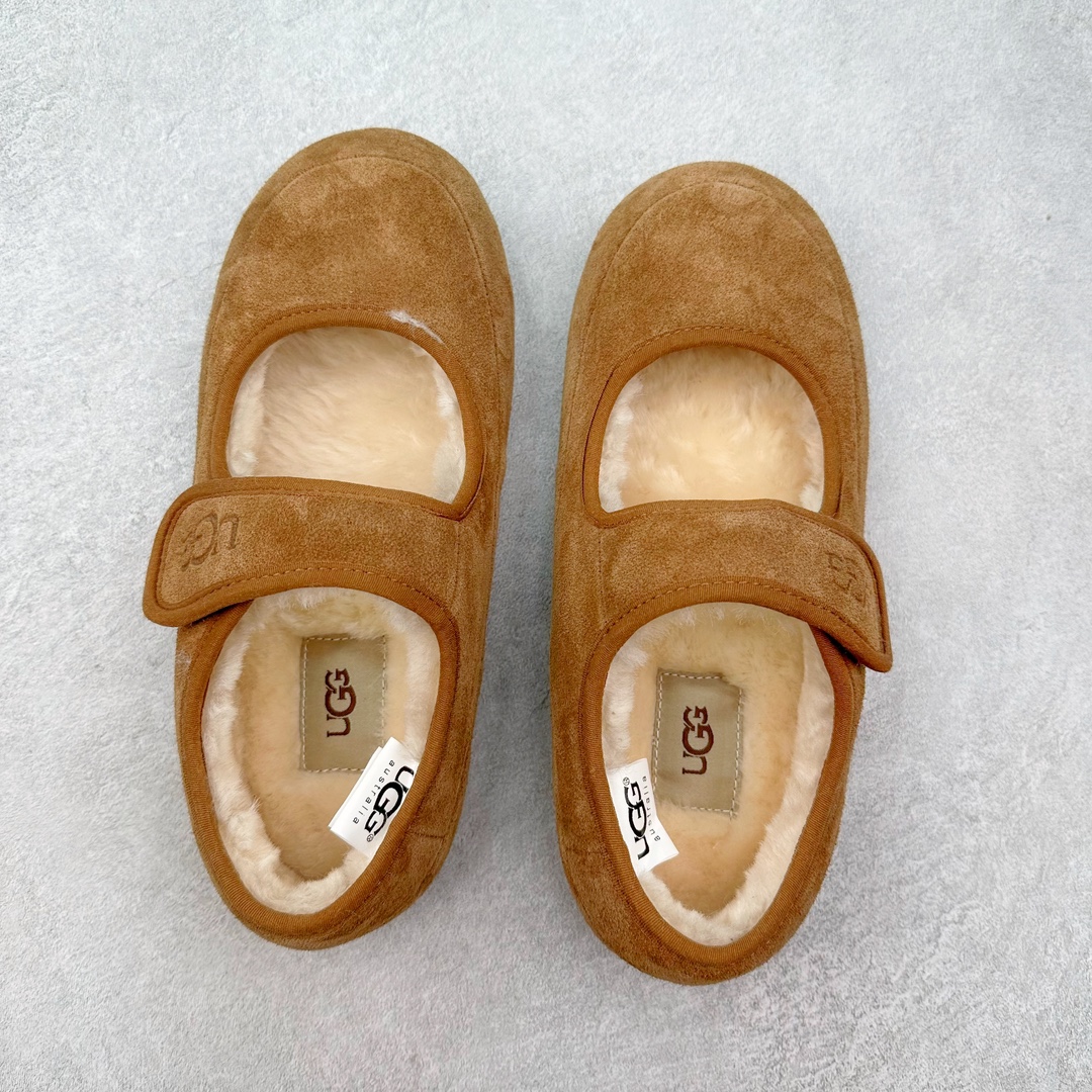 图片[3]-UGG 5215 玛丽珍 穆勒拖鞋 1.5CM薄底 女款 小红书爆款 广州外贸大厂生产 鞋头到鞋垫真羊皮毛一体 独立外盒包装 工艺 区别市面任何版本 1.5Ccm薄底 独立原版开发大底 羊绒鞋垫 冬季保暖外出 家居都是很适合的选择 今年uug推出款式系列 局部偏向年轻消费者喜好 也走到时尚潮流穿搭的前沿 鞋身材质 翻毛皮鞋面 17毫米UGGPURE™植入式羊毛内底 轻便防滑舒适橡胶外底 带有品牌LOGO商标 带全套包装 尺码：35 36 37 38 39 40-选品中心