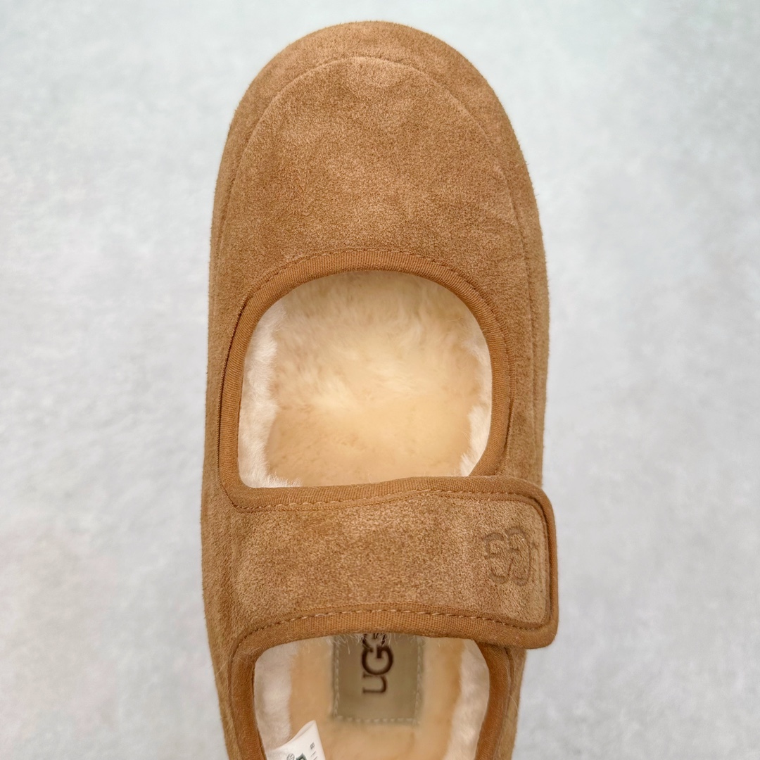 图片[4]-UGG 5215 玛丽珍 穆勒拖鞋 1.5CM薄底 女款 小红书爆款 广州外贸大厂生产 鞋头到鞋垫真羊皮毛一体 独立外盒包装 工艺 区别市面任何版本 1.5Ccm薄底 独立原版开发大底 羊绒鞋垫 冬季保暖外出 家居都是很适合的选择 今年uug推出款式系列 局部偏向年轻消费者喜好 也走到时尚潮流穿搭的前沿 鞋身材质 翻毛皮鞋面 17毫米UGGPURE™植入式羊毛内底 轻便防滑舒适橡胶外底 带有品牌LOGO商标 带全套包装 尺码：35 36 37 38 39 40-选品中心