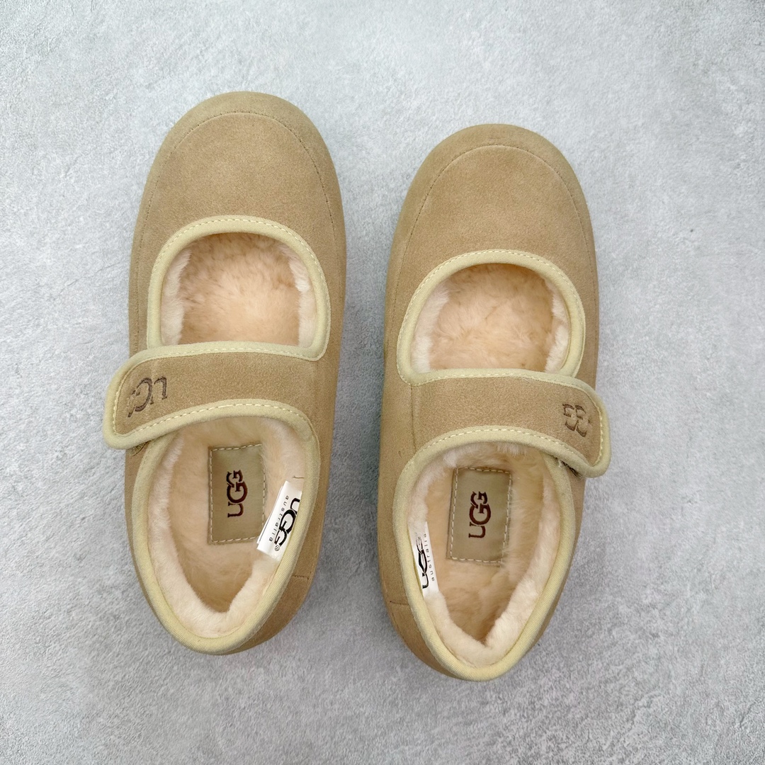 图片[3]-UGG 5215 玛丽珍 穆勒拖鞋 1.5CM薄底 女款 小红书爆款 广州外贸大厂生产 鞋头到鞋垫真羊皮毛一体 独立外盒包装 工艺 区别市面任何版本 1.5Ccm薄底 独立原版开发大底 羊绒鞋垫 冬季保暖外出 家居都是很适合的选择 今年uug推出款式系列 局部偏向年轻消费者喜好 也走到时尚潮流穿搭的前沿 鞋身材质 翻毛皮鞋面 17毫米UGGPURE™植入式羊毛内底 轻便防滑舒适橡胶外底 带有品牌LOGO商标 带全套包装 尺码：35 36 37 38 39 40-选品中心