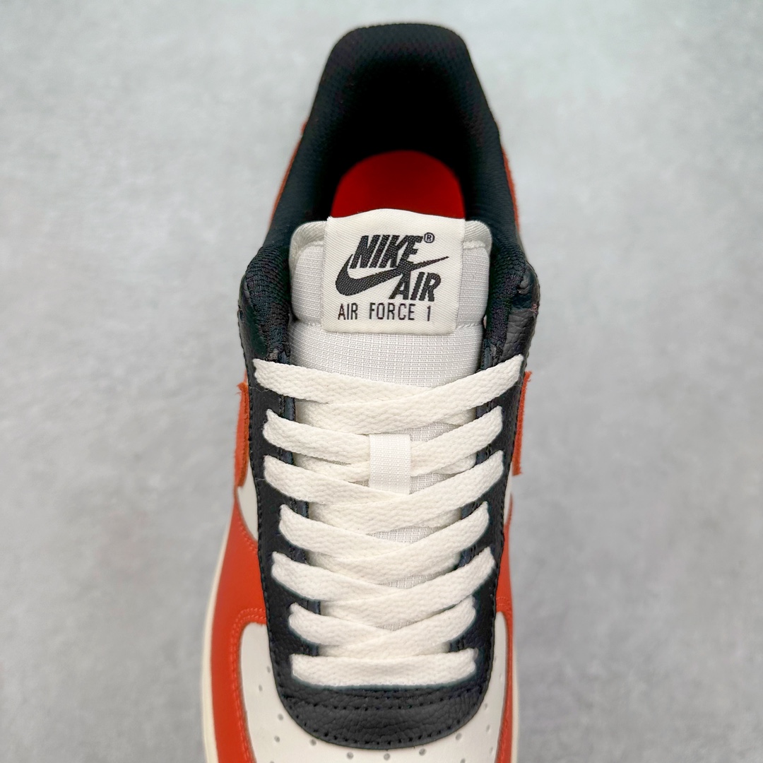 图片[5]-NK Air Force 1´07 Low 空军一号低帮百搭休闲运动板鞋 ZH0316-049 柔软、弹性十足的缓震性能和出色的中底设计 横跨复古与现代的外型结合 造就出风靡全球 三十多年的Force 1 直到今天还深受青睐 尺码：36 36.5 37.5 38 38.5 39 40 40.5 41 42 42.5 43 44 44.5 45-选品中心