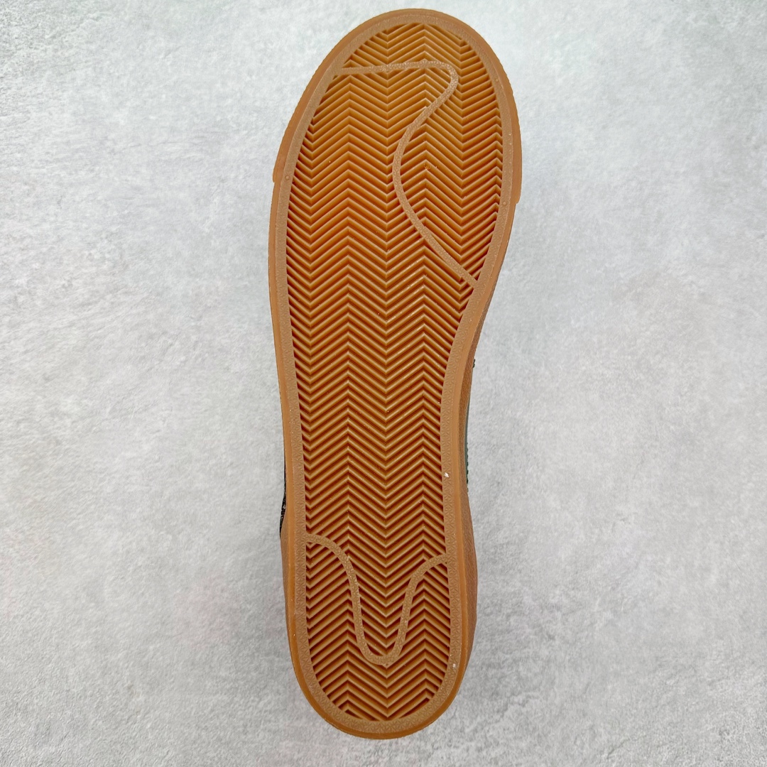 图片[9]-＃奥莱Zp订单福利 NK Blazer Low \’1977 VNTG SS 经典开拓者低帮百搭休闲运动板鞋 独家渠道 市面未流通批次 奥莱直播间499 599一样的东西 碾压市面现存所有版本 公司一样的东西 超值回馈 帮你省钱 支持各种鉴定 采用环保材料的大底 独特的鞋面连者鞋底印刷 演绎出了这个配色的独特风格 眼前的新设计选用皮质 配出当下流行的阴阳元素 呈现属于现代潮流的美感 尺码：35.5 36 36.5 37.5 38 38.5 39 40 40.5 41 42 42.5 43 44 44.5 45-选品中心