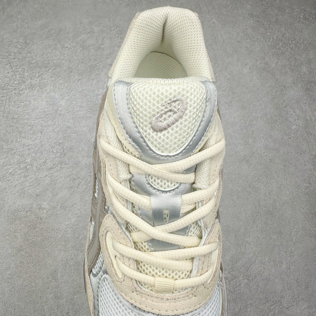 图片[5]-Asics GEL-NYC 亚瑟士防滑耐磨透气低帮运动休闲鞋 GEL-NYC™ 运动鞋的灵感源自传统和现代高性能跑步风格 其鞋面结构参考了 2000 年代初的 GEL-NIMBUS™ 3 鞋 并将其与 MC-PLUS V 设计中的各种装饰融为一体 该工装通过使用 GEL-CUMULUS® 16 鞋的工装系统来对比鞋面的复古风格 通过轻质泡沫和 GEL® 技术嵌入物的结合 这种中底结构有助于创造先进的脚底舒适度 尺码：36 37 37.5 38 39 40.5 41.5 42 42.5 43.5 44 45-选品中心