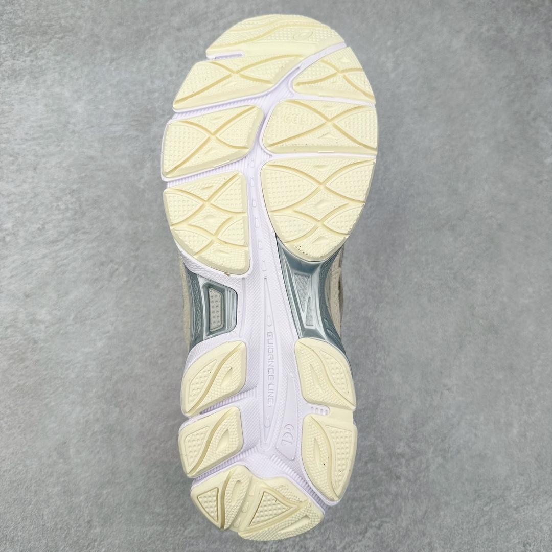 图片[9]-Asics GEL-NYC 亚瑟士防滑耐磨透气低帮运动休闲鞋 GEL-NYC™ 运动鞋的灵感源自传统和现代高性能跑步风格 其鞋面结构参考了 2000 年代初的 GEL-NIMBUS™ 3 鞋 并将其与 MC-PLUS V 设计中的各种装饰融为一体 该工装通过使用 GEL-CUMULUS® 16 鞋的工装系统来对比鞋面的复古风格 通过轻质泡沫和 GEL® 技术嵌入物的结合 这种中底结构有助于创造先进的脚底舒适度 尺码：36 37 37.5 38 39 40.5 41.5 42 42.5 43.5 44 45-选品中心