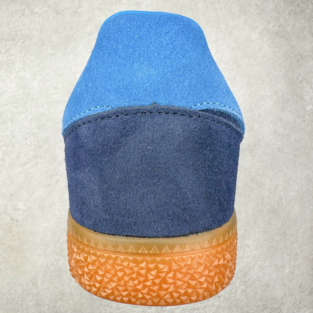 图片[8]-AD Originals Handball SPZL 手球运动员系列百搭休闲运动板鞋 IG1978 这款来自阿迪达斯的这款HANDBALL SPZL前身是一双手球运动鞋，这一次拿来复刻，所以鞋面的主要色彩选用了黑色， 鞋面外侧除了Spezial字母之外还有三叶草标志。Handball SPZL作为复古手球训练鞋与作为室内足球鞋的Samba有着异曲同工之处，但是质感更为出众的鞋身以及丰富的配色选择比起Samba来讲可以说是更胜一筹了！尺码：36 36⅔ 37⅓ 38 38⅔ 39⅓ 40 40⅔ 41⅓ 42 42⅔ 43⅓ 44 45-选品中心