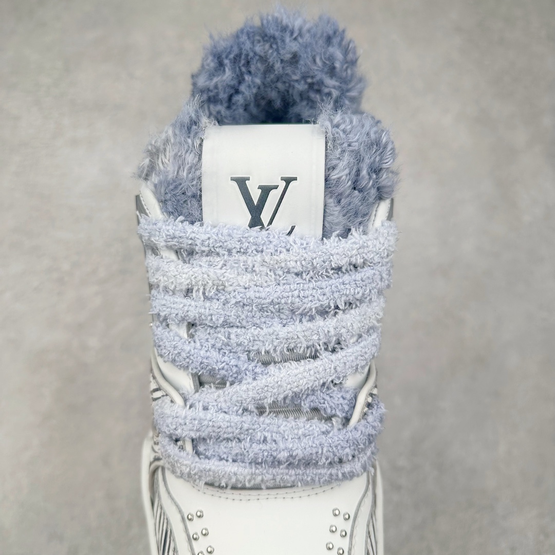 图片[5]-＃K纯原 Louis Vuitton Trainer lv时装走秀运动鞋 龙年限定配色 市场所有版本中综合最强的货品 GD实力大厂出品 全网最全配色更新最快 最成熟的做工稳定的品控 完美鞋型超高的清洁度 零毛边线头瑕疵 全套原楦原纸版原鞋开模 全网最具灵魂的版型 正确原装黄色鞋盒 正确中底印花 鞋面印花3D高频深度立体 全鞋电脑针车 紧密相连 针距密度一致 环保乳胶注塑鞋垫 厚度脚感还原原版 皮面裁剪部位 统一油边封口工艺 原装橡胶大底含胶量大底组合零偏差 专柜全套包装 防尘袋 说明书 质保卡 男女鞋 尺码：35 36 37 38 39 40 41 42 43 44 45-选品中心