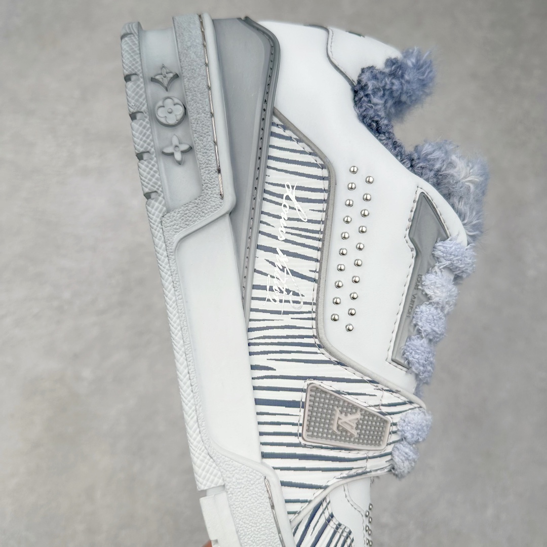 图片[6]-＃K纯原 Louis Vuitton Trainer lv时装走秀运动鞋 龙年限定配色 市场所有版本中综合最强的货品 GD实力大厂出品 全网最全配色更新最快 最成熟的做工稳定的品控 完美鞋型超高的清洁度 零毛边线头瑕疵 全套原楦原纸版原鞋开模 全网最具灵魂的版型 正确原装黄色鞋盒 正确中底印花 鞋面印花3D高频深度立体 全鞋电脑针车 紧密相连 针距密度一致 环保乳胶注塑鞋垫 厚度脚感还原原版 皮面裁剪部位 统一油边封口工艺 原装橡胶大底含胶量大底组合零偏差 专柜全套包装 防尘袋 说明书 质保卡 男女鞋 尺码：35 36 37 38 39 40 41 42 43 44 45-选品中心