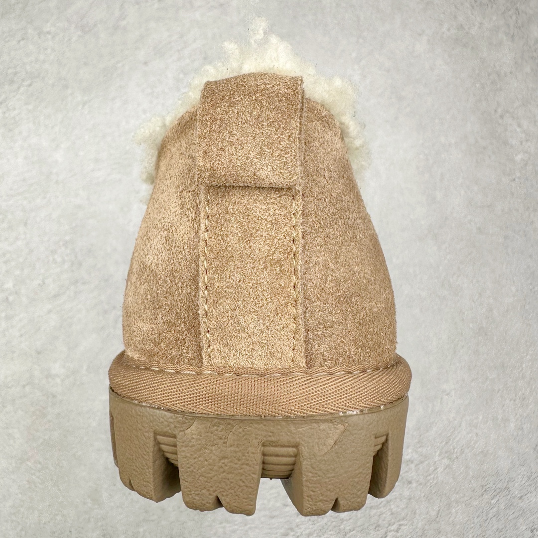 图片[8]-UGG Premium Chloe Fluffy Slippers 系列低帮时尚百搭舒适保暖休闲渔夫便鞋#升级原楦原纸版开发版型#采用TPU模压定型固色翻毛皮与羊毛厚绒鞋面材质#内嵌人造卷曲羊毛毛绒里衬和鞋垫,保暖锁热#选用17毫米UGGPURE™ 植入式羊毛里衬与可拆卸的UGGPURE™ 植入式羊毛鞋垫#Treadlite轻翼科技外底-优质的防滑,耐磨性,和良好的弹性 尺码：35-40-选品中心