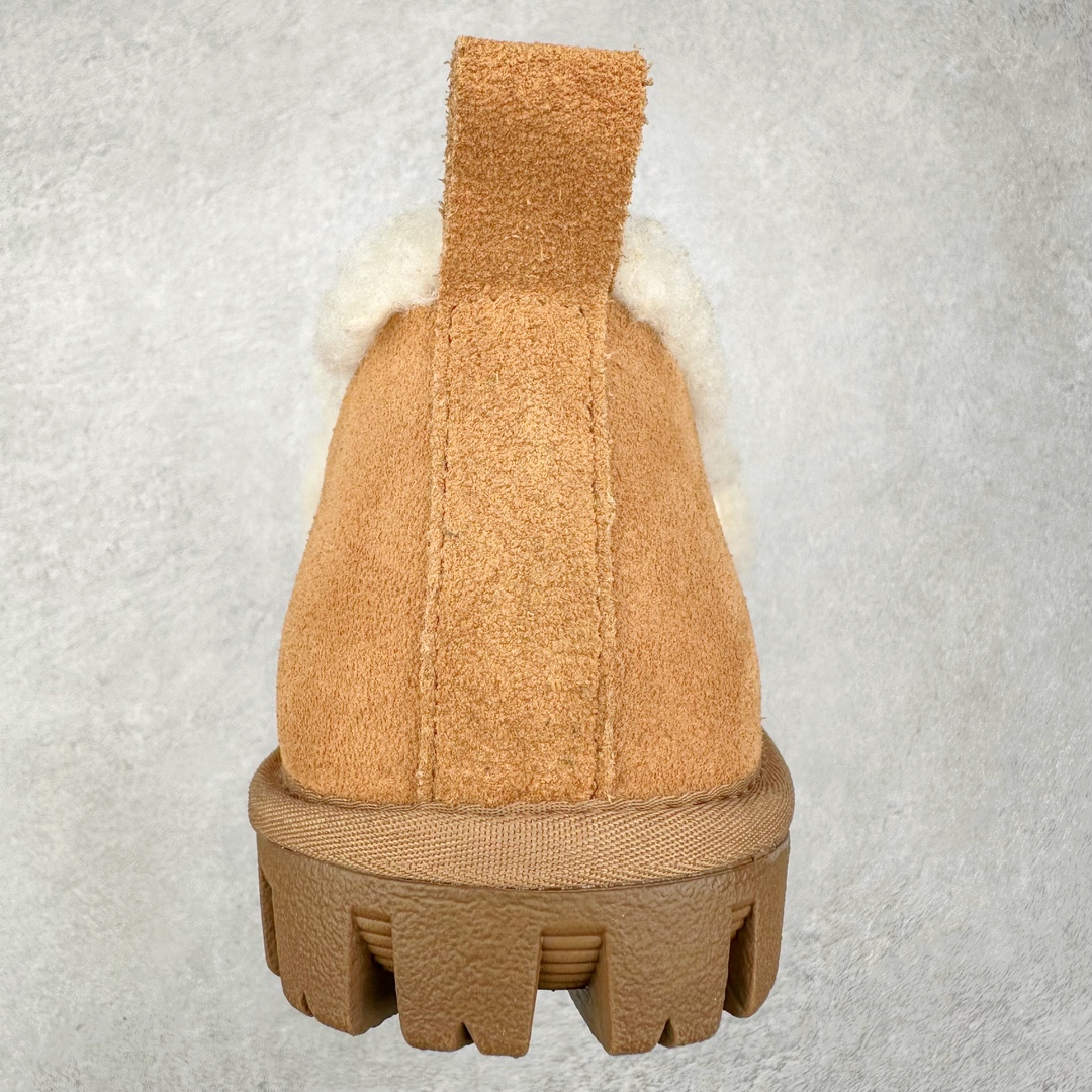 图片[8]-UGG Premium Chloe Fluffy Slippers 系列低帮时尚百搭舒适保暖休闲渔夫便鞋#升级原楦原纸版开发版型#采用TPU模压定型固色翻毛皮与羊毛厚绒鞋面材质#内嵌人造卷曲羊毛毛绒里衬和鞋垫,保暖锁热#选用17毫米UGGPURE™ 植入式羊毛里衬与可拆卸的UGGPURE™ 植入式羊毛鞋垫#Treadlite轻翼科技外底-优质的防滑,耐磨性,和良好的弹性 尺码：35-40-选品中心