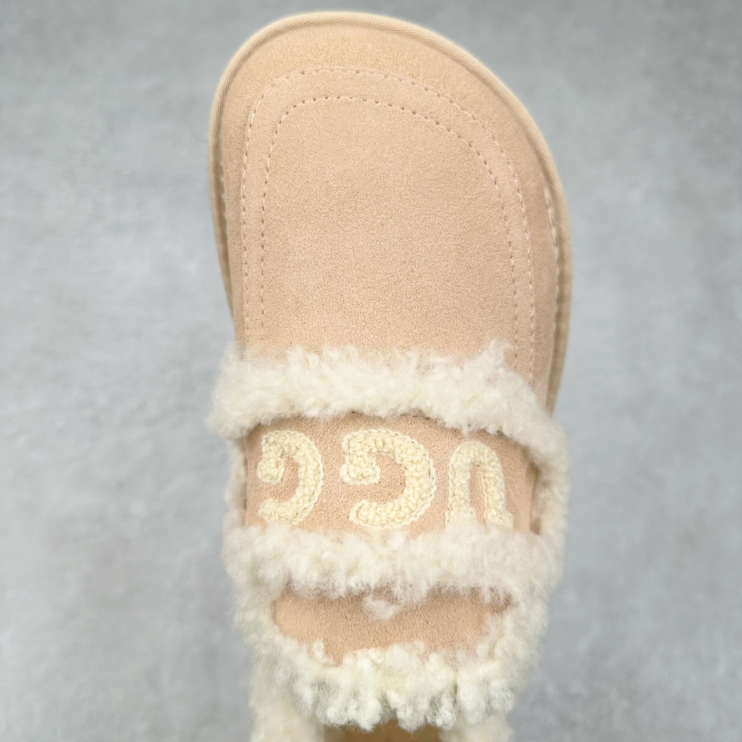 图片[4]-UGG Premium Chloe Fluffy Slippers 系列低帮时尚百搭舒适保暖休闲渔夫便鞋#升级原楦原纸版开发版型#采用TPU模压定型固色翻毛皮与羊毛厚绒鞋面材质#内嵌人造卷曲羊毛毛绒里衬和鞋垫,保暖锁热#选用17毫米UGGPURE™ 植入式羊毛里衬与可拆卸的UGGPURE™ 植入式羊毛鞋垫#Treadlite轻翼科技外底-优质的防滑,耐磨性,和良好的弹性 尺码：35-40-选品中心
