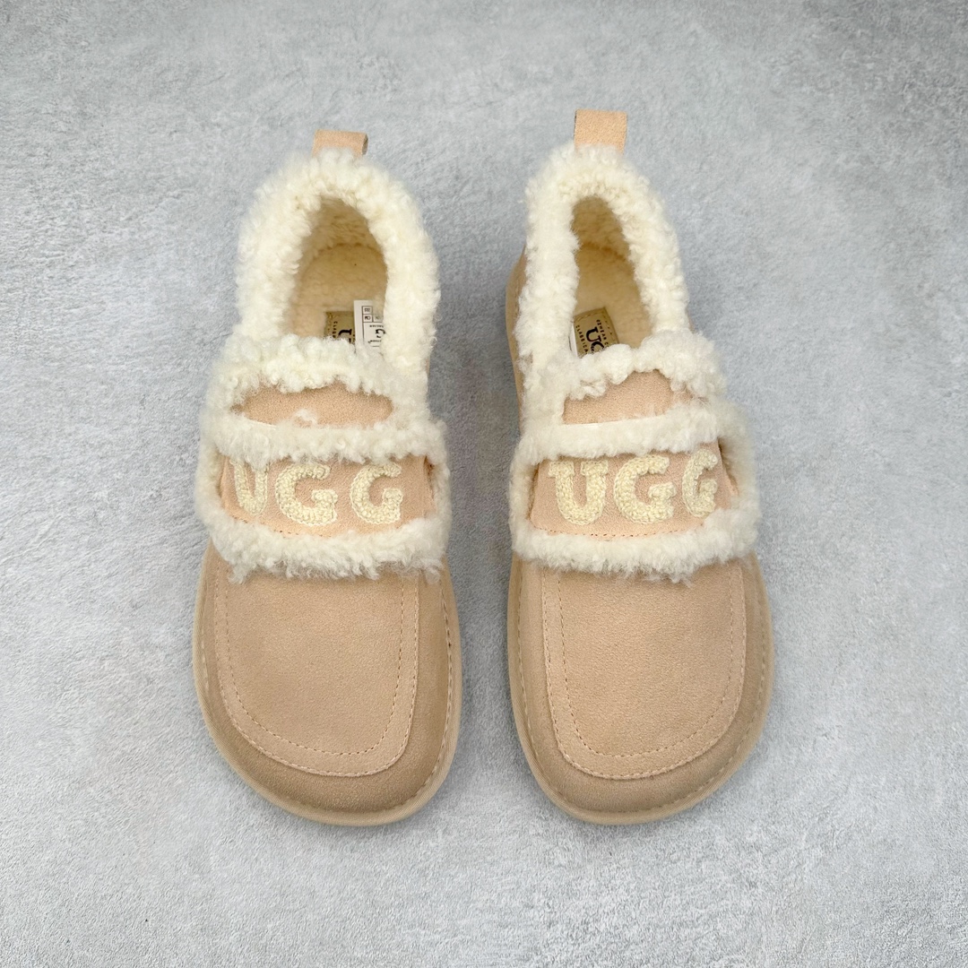 图片[2]-UGG Premium Chloe Fluffy Slippers 系列低帮时尚百搭舒适保暖休闲渔夫便鞋#升级原楦原纸版开发版型#采用TPU模压定型固色翻毛皮与羊毛厚绒鞋面材质#内嵌人造卷曲羊毛毛绒里衬和鞋垫,保暖锁热#选用17毫米UGGPURE™ 植入式羊毛里衬与可拆卸的UGGPURE™ 植入式羊毛鞋垫#Treadlite轻翼科技外底-优质的防滑,耐磨性,和良好的弹性 尺码：35-40-选品中心