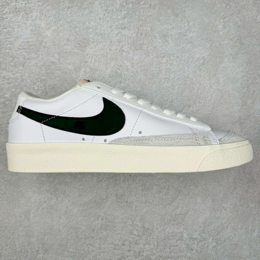 图片[3]-＃奥莱Zp订单福利 NK Blazer Low \’1977 VNTG SS 经典开拓者低帮百搭休闲运动板鞋 独家渠道 市面未流通批次 奥莱直播间499 599一样的东西 碾压市面现存所有版本 公司一样的东西 超值回馈 帮你省钱 支持各种鉴定 采用环保材料的大底 独特的鞋面连者鞋底印刷 演绎出了这个配色的独特风格 眼前的新设计选用皮质 配出当下流行的阴阳元素 呈现属于现代潮流的美感 尺码：35.5 36 36.5 37.5 38 38.5 39 40 40.5 41 42 42.5 43 44 44.5 45-选品中心