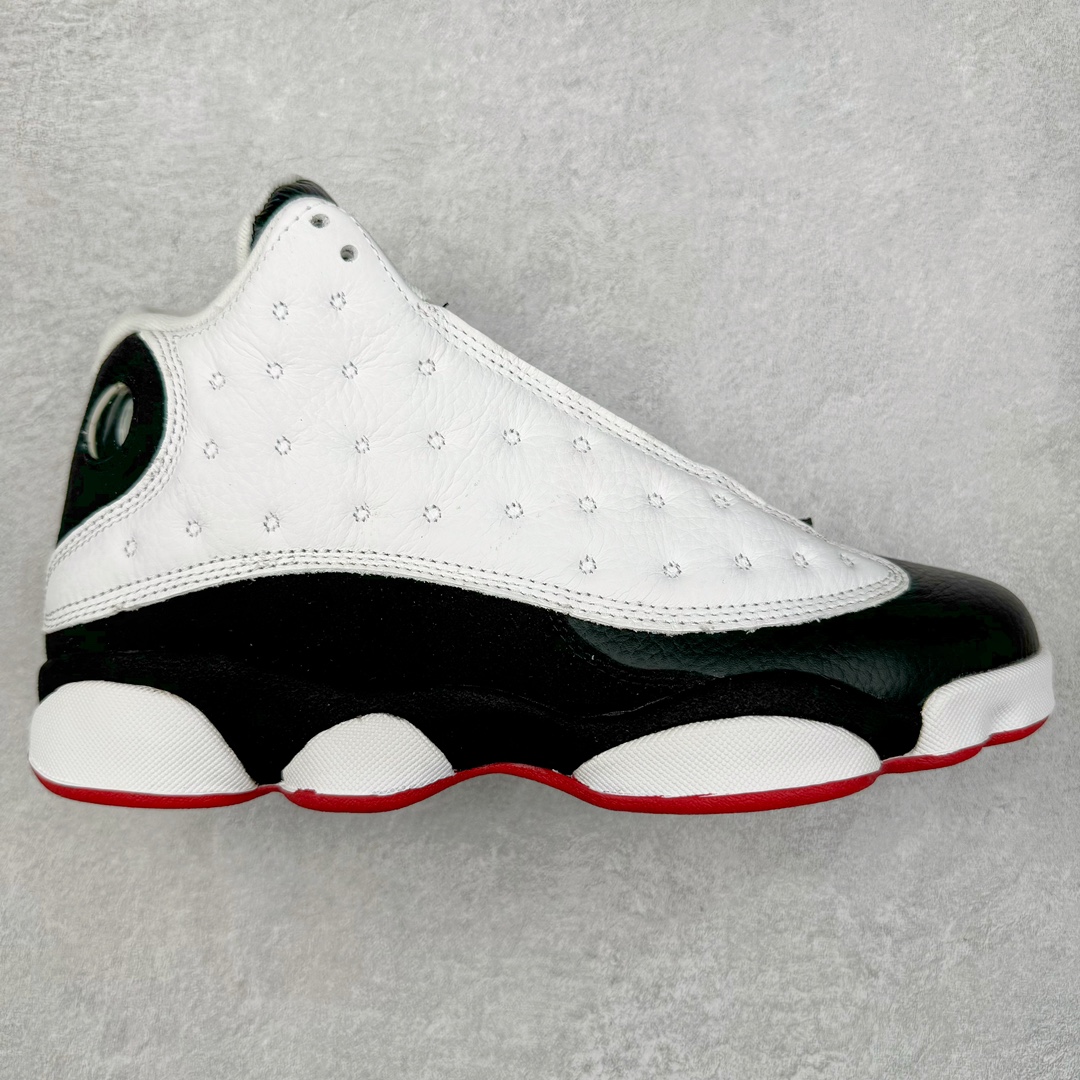 ＃纯原福利 之前6XX Air Jordan AJ13 Retro 黑白熊猫 414571-104 圈内最强13代 目前可过各类鉴定或无法鉴定 裸鞋随意操作 外贸特供批次 原楦原档案数据开模打造 公司渠道原装全息3D猫眼 原鞋开发 版型近乎零偏差 采购原厂皮料 LOGO五金部件高价开发私模 杜绝一眼假版本 原厂档案开模大底 共3层贴合工艺 三层中间加入海玻璃缓震鞋垫 大底采用进口一次MD而非市面二次MD低价原料成型 进口MD材料异味较少比原鞋还少 市面异味大刺鼻 尺码：40.5 41 42 42.5 43 44-选品中心