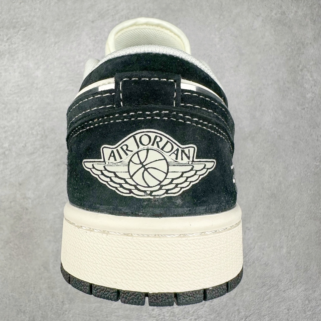 图片[8]-Air Jordan AJ1 Low 低帮系列定制配色 XX3318-505 原厂内置气垫魔块 A模大底 头层小牛皮 鞋舌AJ原厂专用牛津布+AJ专用反口珍珠布+原厂无杂质高弹内里海棉+特殊封边弹力鞋带 尺码：36 36.5 37.5 38 38.5 39 40 40.5 41 42 42.5 43 44 44.5 45 46-选品中心