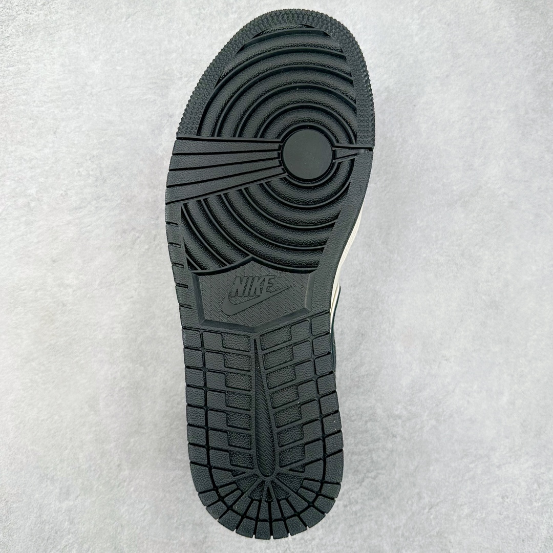 图片[9]-Air Jordan AJ1 Low 低帮系列定制配色 XX3318-505 原厂内置气垫魔块 A模大底 头层小牛皮 鞋舌AJ原厂专用牛津布+AJ专用反口珍珠布+原厂无杂质高弹内里海棉+特殊封边弹力鞋带 尺码：36 36.5 37.5 38 38.5 39 40 40.5 41 42 42.5 43 44 44.5 45 46-选品中心