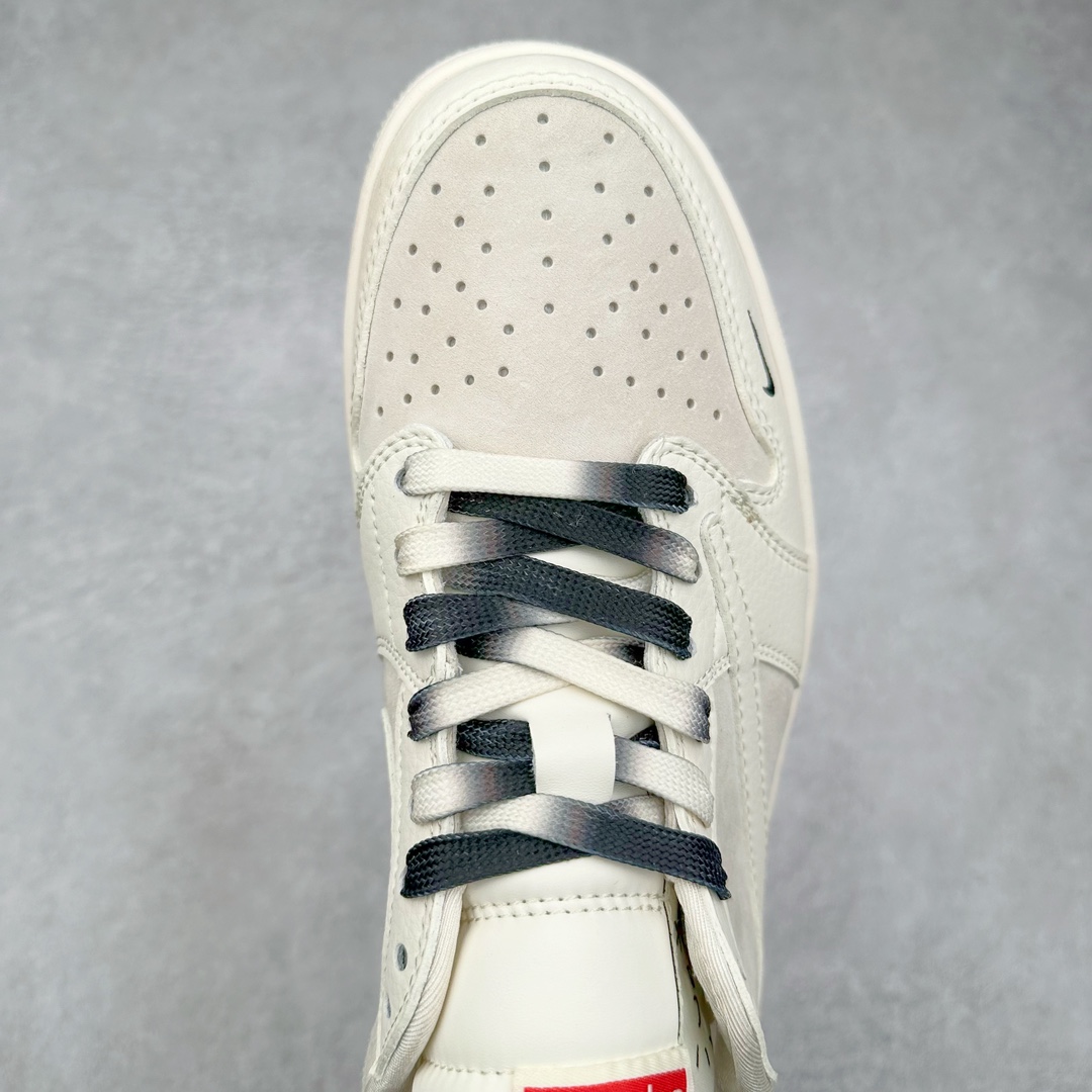 图片[4]-Air Jordan AJ1 Low 低帮系列定制配色 BB7518-002 原厂内置气垫魔块 A模大底 头层小牛皮 鞋舌AJ原厂专用牛津布+AJ专用反口珍珠布+原厂无杂质高弹内里海棉+特殊封边弹力鞋带 尺码：36 36.5 37.5 38 38.5 39 40 40.5 41 42 42.5 43 44 44.5 45 46-选品中心