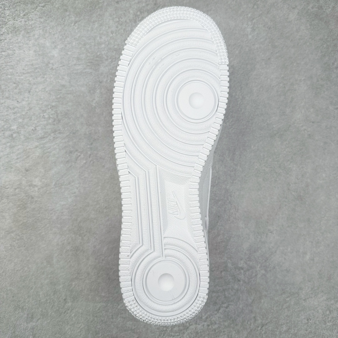 图片[9]-NK Air Force 1´07 Low 空军一号低帮百搭休闲运动板鞋 IB4025-100 柔软、弹性十足的缓震性能和出色的中底设计 横跨复古与现代的外型结合 造就出风靡全球 三十多年的Force 1 直到今天还深受青睐 尺码：36 36.5 37.5 38 38.5 39 40 40.5 41 42 42.5 43 44 44.5 45-选品中心