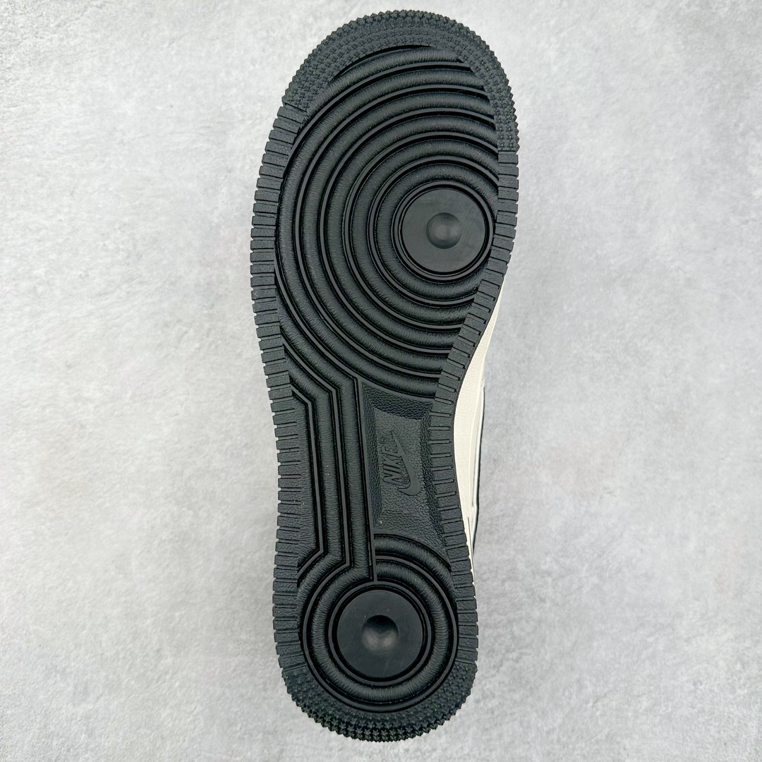 图片[9]-NK Air Force 1´07 Low 空军一号低帮百搭休闲运动板鞋 XZ6188-228 柔软、弹性十足的缓震性能和出色的中底设计 横跨复古与现代的外型结合 造就出风靡全球 三十多年的Force 1 直到今天还深受青睐 尺码：36 36.5 37.5 38 38.5 39 40 40.5 41 42 42.5 43 44 44.5 45-选品中心