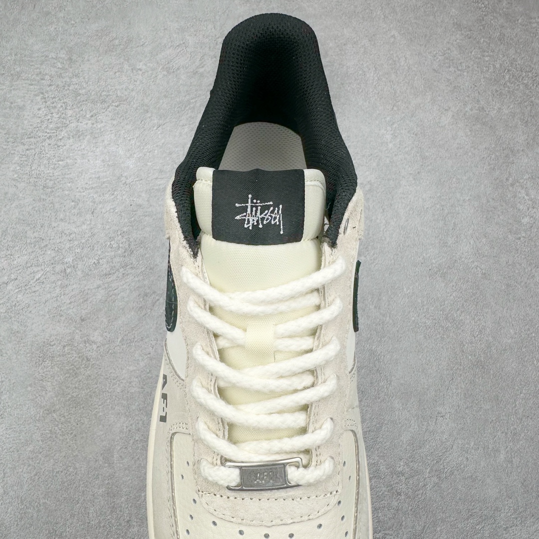 图片[5]-NK Air Force 1´07 Low 空军一号低帮百搭休闲运动板鞋 SJ6698-009 柔软、弹性十足的缓震性能和出色的中底设计 横跨复古与现代的外型结合 造就出风靡全球 三十多年的Force 1 直到今天还深受青睐 尺码：36 36.5 37.5 38 38.5 39 40 40.5 41 42 42.5 43 44 44.5 45-选品中心