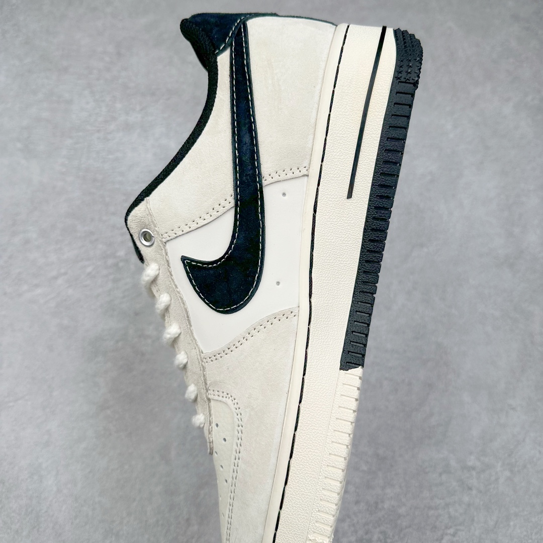 图片[7]-NK Air Force 1´07 Low 空军一号低帮百搭休闲运动板鞋 SJ6698-009 柔软、弹性十足的缓震性能和出色的中底设计 横跨复古与现代的外型结合 造就出风靡全球 三十多年的Force 1 直到今天还深受青睐 尺码：36 36.5 37.5 38 38.5 39 40 40.5 41 42 42.5 43 44 44.5 45-选品中心