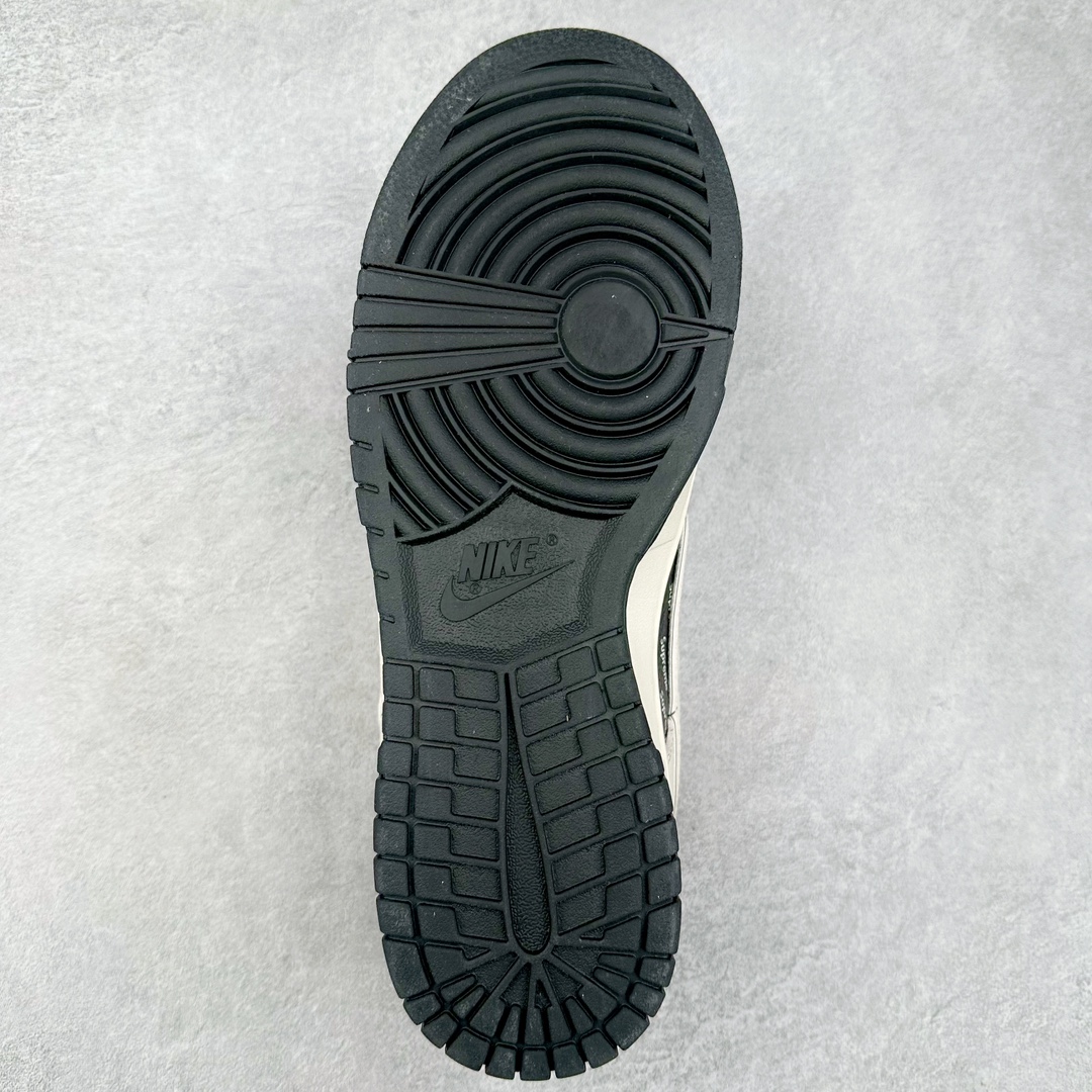 图片[9]-NK Dunk Low 定制配色 JJ5688-105 大厂出品 极力推荐 原装头层材料 独家版型蒸餾加工帶來的是更好的视觉和脚感体验大厂纯原品质出货 清洁度 电绣工艺 皮料切割干净无任何毛边 细节完美 尺码：36 36.5 37.5 38 38.5 39 40 40.5 41 42 42.5 43 44 44.5 45 46 47.5-选品中心