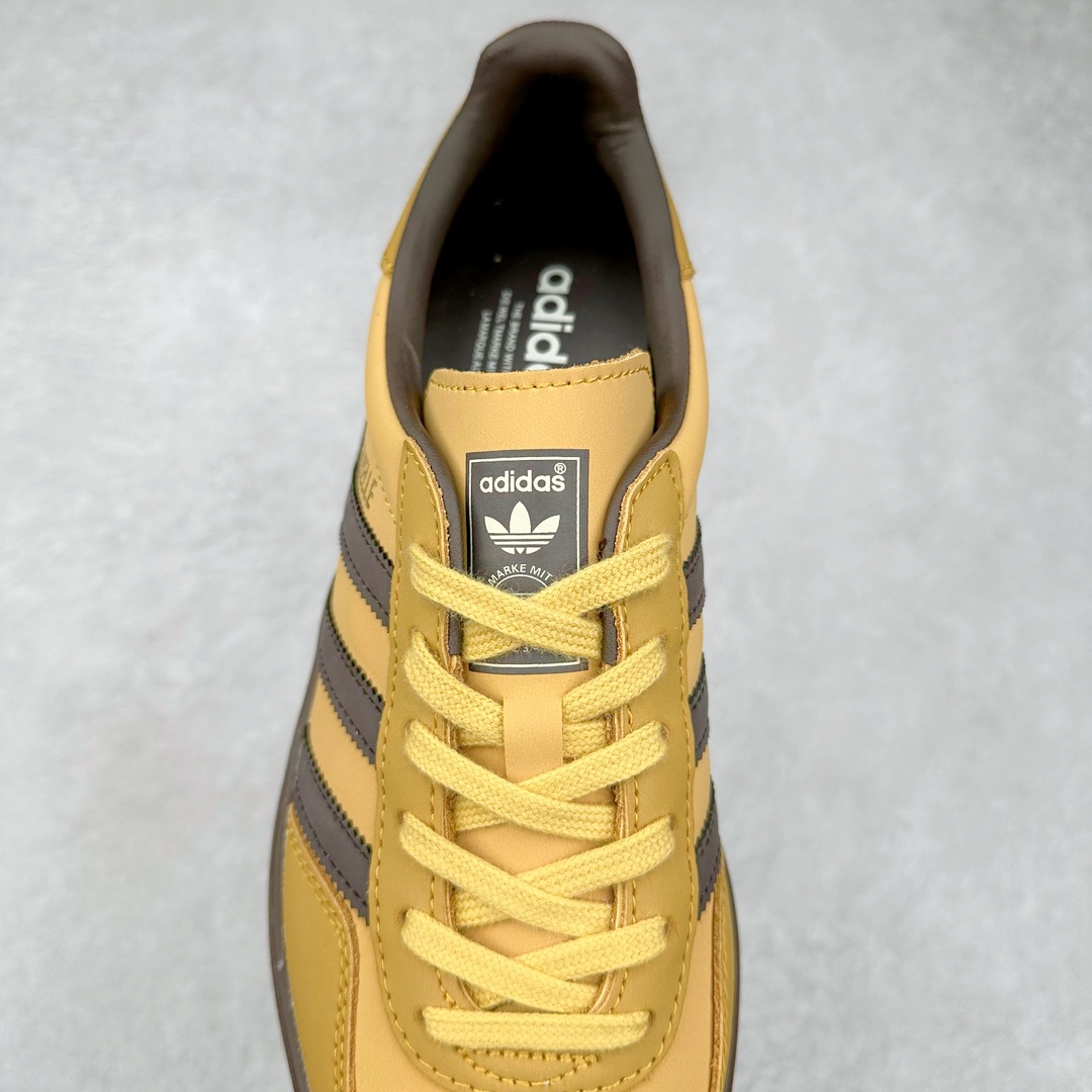 图片[5]-AD Gazelle Indoor Trainers 羚羊内训系列低帮复古百搭休闲运动德训风板鞋 IH4771 90年代经典的复刻版！自60年代以足球训练鞋面世以来,Gazelle就以其经典设计席卷全球。1991年版本的复刻,再造经典Gazelle。采用皮革打造,搭配浊色细节,让这款经典更加简约。尺码：36 36⅔ 37⅓ 38 38⅔ 39⅓ 40 40⅔ 41⅓ 42 42⅔ 43⅓ 44 45-选品中心