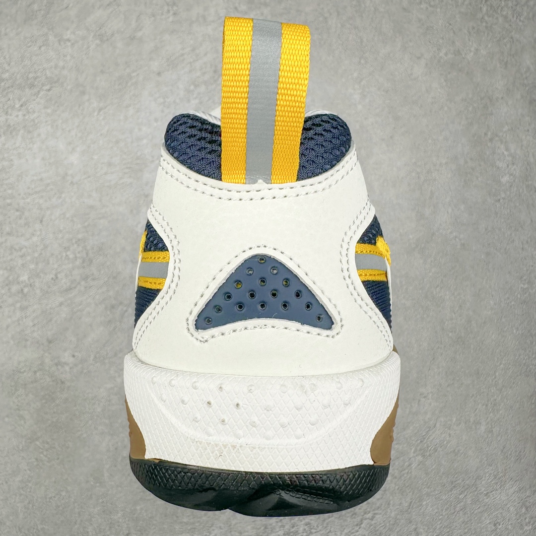 图片[8]-NIKE JAM 系列舒适时尚防滑耐磨低帮生活休闲鞋 FN0314-100 采用鞋面合成皮革与网眼布设计 以便于运动员在霹雳舞运动中的保护和耐穿 中底设计细节采用翻转SWOOSH设计 使得倒立动作时更显帅气 鞋子中的整体结构下降 有助于提供更好的缓震效果 设计语言来与NIKE 2000年跑跑鞋中汲取的材料组合以及设计语言 鞋子在线条处大量采用反光效果 尺码：36 36.5 37.5 38 38.5 39 40 40.5 41 42 42.5 43 44 44.5 45 46-选品中心