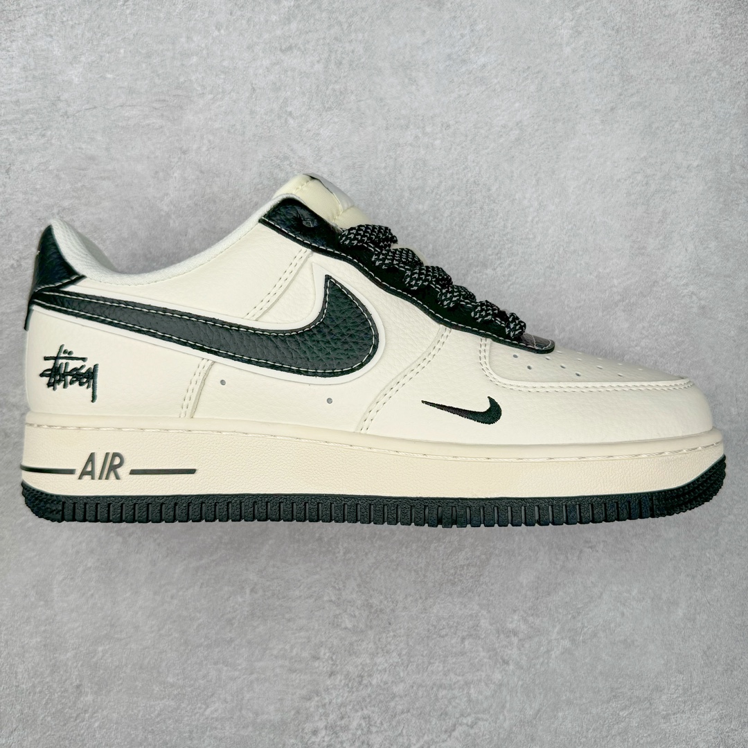 NK Air Force 1´07 Low 空军一号低帮百搭休闲运动板鞋 XZ6188-228 柔软、弹性十足的缓震性能和出色的中底设计 横跨复古与现代的外型结合 造就出风靡全球 三十多年的Force 1 直到今天还深受青睐 尺码:36 36.5 37.5 38 38.5 39 40 40.5 41 42 42.5 43 44 44.5 45-选品中心