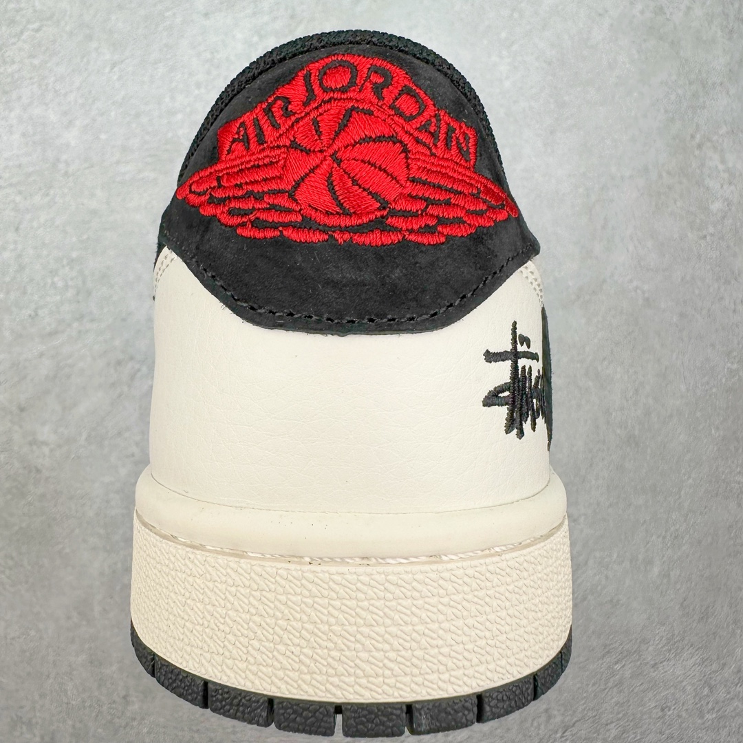 图片[8]-Air Jordan AJ1 Low 低帮系列定制配色 XZ6868-002 原厂内置气垫魔块 A模大底 头层小牛皮 鞋舌AJ原厂专用牛津布+AJ专用反口珍珠布+原厂无杂质高弹内里海棉+特殊封边弹力鞋带 尺码：36 36.5 37.5 38 38.5 39 40 40.5 41 42 42.5 43 44 44.5 45 46-选品中心