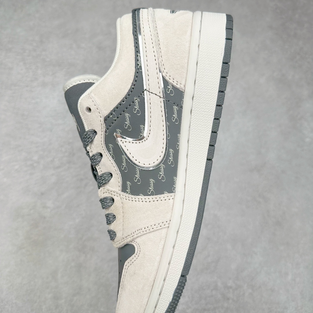 图片[7]-Air Jordan AJ1 Low 低帮系列定制配色 XX3318-968 原厂内置气垫魔块 A模大底 头层小牛皮 鞋舌AJ原厂专用牛津布+AJ专用反口珍珠布+原厂无杂质高弹内里海棉+特殊封边弹力鞋带 尺码：36 36.5 37.5 38 38.5 39 40 40.5 41 42 42.5 43 44 44.5 45 46-选品中心
