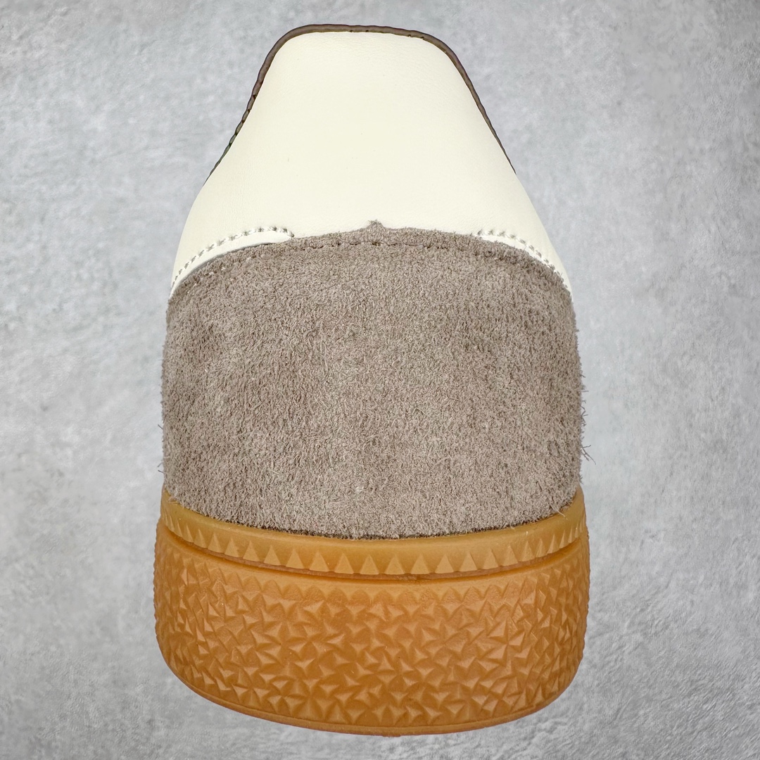 图片[8]-AD Originals Handball SPZL 手球运动员系列百搭休闲运动板鞋 IF6490 这款来自阿迪达斯的这款HANDBALL SPZL前身是一双手球运动鞋，这一次拿来复刻，所以鞋面的主要色彩选用了黑色， 鞋面外侧除了Spezial字母之外还有三叶草标志。Handball SPZL作为复古手球训练鞋与作为室内足球鞋的Samba有着异曲同工之处，但是质感更为出众的鞋身以及丰富的配色选择比起Samba来讲可以说是更胜一筹了！尺码：36 36⅔ 37⅓ 38 38⅔ 39⅓ 40 40⅔ 41⅓ 42 42⅔ 43⅓ 44 45-选品中心