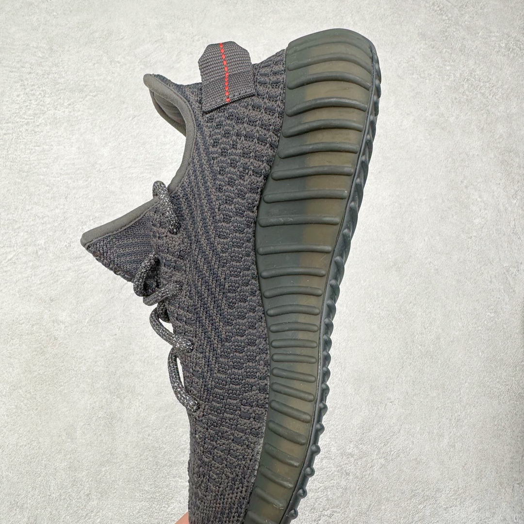 图片[7]-＃渠道货福利开仓 Yeezy Boost 350 V2 系列 外贸平台订单 零售专供 全套原楦原纸版原鞋开模完美打造 采用辰元飞织鱼丝网原厂面 非进口机台 大底原厂半透明RB巴斯夫满钉大底 原厂东莞百宏3M反光鞋带 质感一致 原厂鑫成新粉原鞋垫 LOGO胶浆印花 钛金针与高士马克线针车精工打造 一切遵循原厂指令单采购同源原材 采购全套原厂进口材料 原纸版 原楦头 一切同源公司 大几率过验 混卖无压力‼️尺码：36 36.5 37 38 38.5 39 40 40.5 41 42 42.5 43 44 44.5 45 46 47 48-选品中心