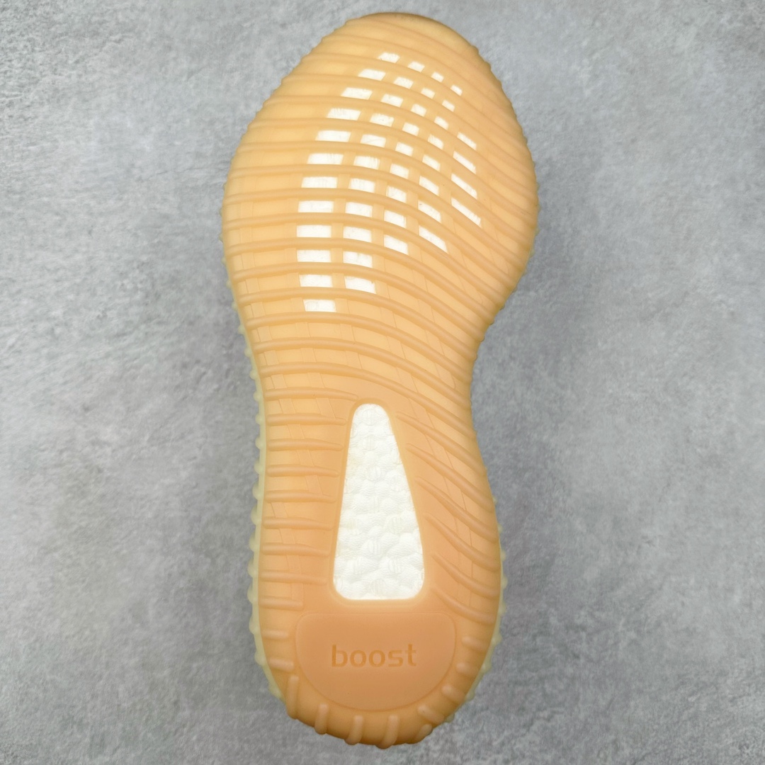 图片[9]-＃渠道货福利开仓 Yeezy Boost 350 V2 系列 外贸平台订单 零售专供 全套原楦原纸版原鞋开模完美打造 采用辰元飞织鱼丝网原厂面 非进口机台 大底原厂半透明RB巴斯夫满钉大底 原厂东莞百宏3M反光鞋带 质感一致 原厂鑫成新粉原鞋垫 LOGO胶浆印花 钛金针与高士马克线针车精工打造 一切遵循原厂指令单采购同源原材 采购全套原厂进口材料 原纸版 原楦头 一切同源公司 大几率过验 混卖无压力‼️尺码：36 36.5 37 38 38.5 39 40 40.5 41 42 42.5 43 44 44.5 45 46 47 48-选品中心