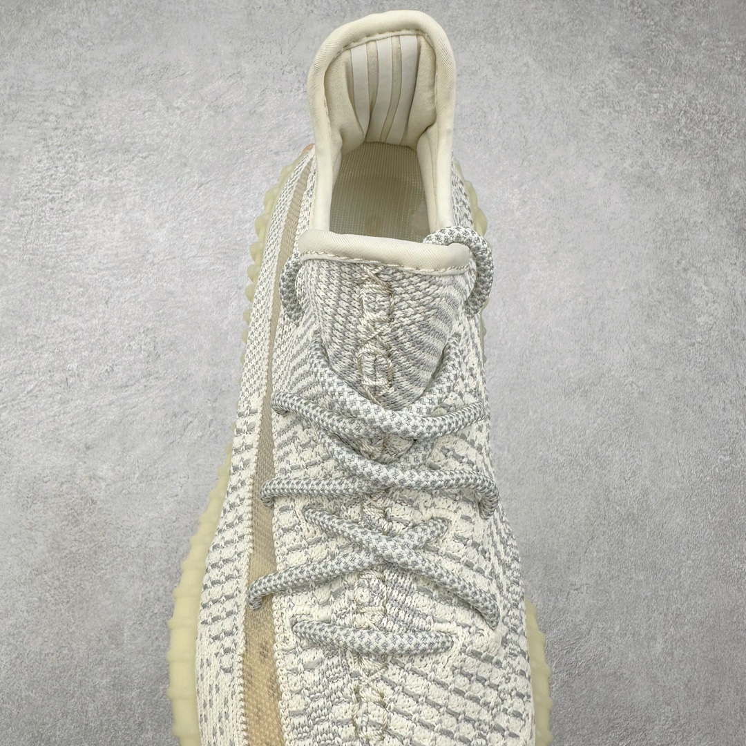 图片[5]-＃渠道货福利开仓 Yeezy Boost 350 V2 系列 外贸平台订单 零售专供 全套原楦原纸版原鞋开模完美打造 采用辰元飞织鱼丝网原厂面 非进口机台 大底原厂半透明RB巴斯夫满钉大底 原厂东莞百宏3M反光鞋带 质感一致 原厂鑫成新粉原鞋垫 LOGO胶浆印花 钛金针与高士马克线针车精工打造 一切遵循原厂指令单采购同源原材 采购全套原厂进口材料 原纸版 原楦头 一切同源公司 大几率过验 混卖无压力‼️尺码：36 36.5 37 38 38.5 39 40 40.5 41 42 42.5 43 44 44.5 45 46 47 48-选品中心