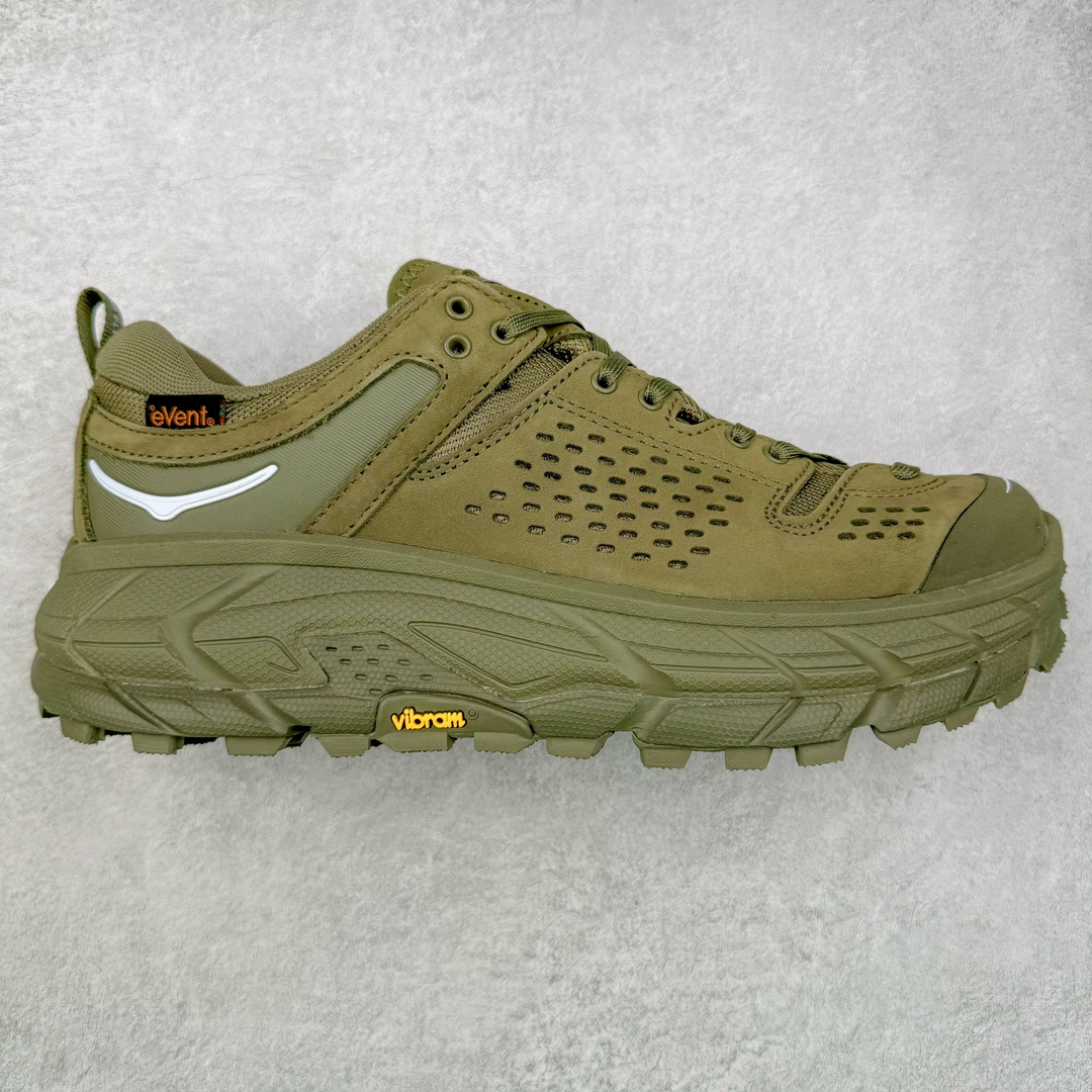 ＃纯原 HOKA ONE ONE Tor Uitra Low 托亚潮流户外越野登山功能鞋 鞋款利用机能、户外、复古元素将都市型格与户外机能无缝结合 既能自由穿梭于城市的钢筋水泥之间 也能轻松演绎山系潮流搭配 全粒面皮革结合模压鞋口 提升持久耐穿度 直至鞋头的鞋带设计 舒适灵活的调节 搭配鞋头处HOKA ONE ONE飞翼纹饰 营造了个性十足的张扬气场 Tor Ultra 配备 Vibram® 鞋底与 EVA 和RMAT® 中底 给穿著者最佳的抓地力及舒适性 另外中底的金属摇杆可稳定脚部行程 当走过崎岖山路时依然让脚部得到平稳的感觉 而整对鞋以皮革和耐用尼龙布材打造 与坚固的鞋底相结合 可以牢固地支撑脚部和脚踝 另外外层搭载的Event技术 保持鞋履防水以及鞋内透气作用 尺码：36 36.5 37.5 38 38.5 39 40 40.5 41 42 42.5 43 44 44.5 45-选品中心