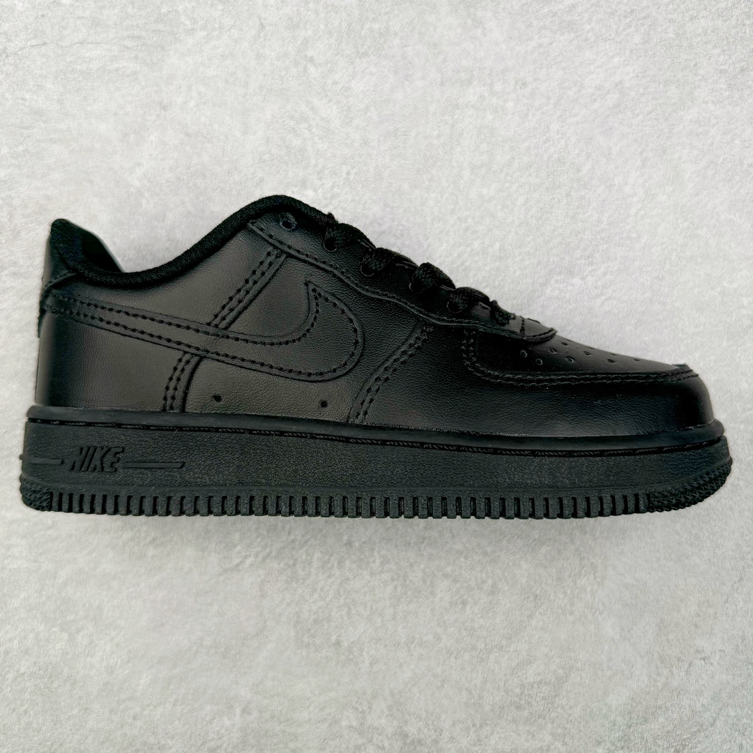 ＃G版纯原 NK Air Force 1 Low \’07 空军一号低帮经典板鞋童鞋 中小童 纯黑 DH2925-001 同步官方2022全新版本 不规则波浪大底咬花 全鞋电脑针车 工整有序 视觉效果满分 原厂拉帮手法 标准四线 密度针距针孔大小控制到位 原装反口里网布海绵 正确卡色网眼大小 新版鞋撑改用纸团代替 原厂港宝加持完美还原灵魂版型 原盒原配从里到外百分百还原 原厂全头层原厂皮料 原标原盒 内置Sole气垫 中底白色背胶 中底划线 已经无限的接近公司 原厂楦头 原厂刺绣 后跟弧度修正 尺码同步官方：25 26 27.5 28 28.5 29.5 30 31 31.5 32 33 33.5 34 35-选品中心