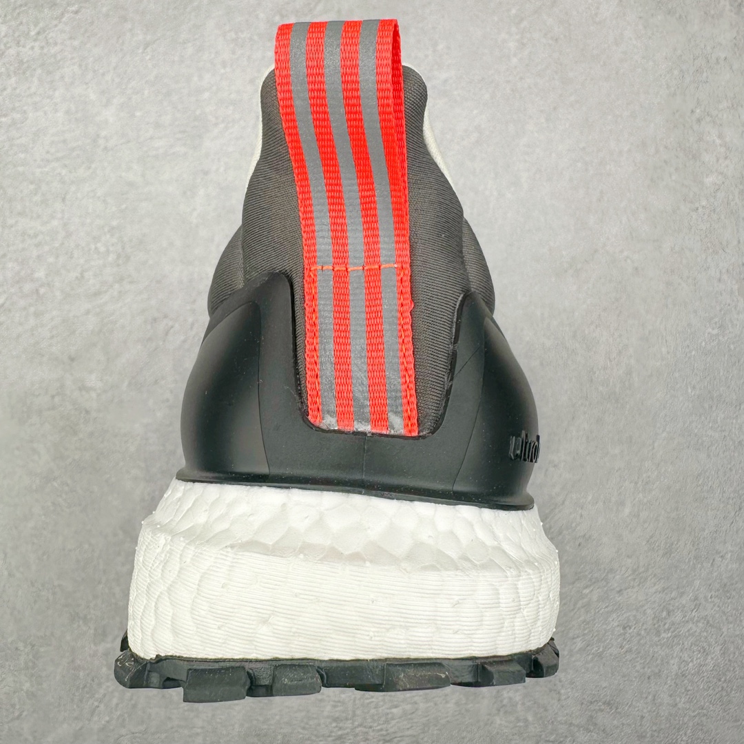 图片[8]-＃YG纯原 AD Ultraboost ub All Terrain 舒适防滑耐磨低帮休闲跑步鞋 EG8096 德国进口巴斯夫大底 全套原纸板楦头开发 原厂特供飞织面配套加持 确保原汁原味 完美呈现版型 一比一还原zp踩屎脚感 原档案底模数据 正确多层组合大底 辰元原厂针织代工 细节还原度极高 独家外贸特供开发至48.5 历经10年不断创新以科技重塑跑步推出全新超轻新科技跑鞋 力求为跑步添活力 搭载LIGHT BOOST中底的新鲜演绎 无论节奏快慢、距离长短 伴你活力畅跑 延续了该系列的设计语言 采用分区编织鞋面 鞋头处网眼孔洞更大 提升透气性 一体式鞋舌 避免运动中出现偏移 实现鞋脚一体性 鞋侧 TPU 材质 有效提供支撑性 镂空的设计 同时减轻整体重量 最明显的则是中底部分 不仅是厚度夸张 大家最熟悉的 Boost 材质终于迎来升级 减重 30% 带来更轻量化的上脚感受 尺码：39 40 40.5 41 42 42.5 43 44 44.5 45-选品中心