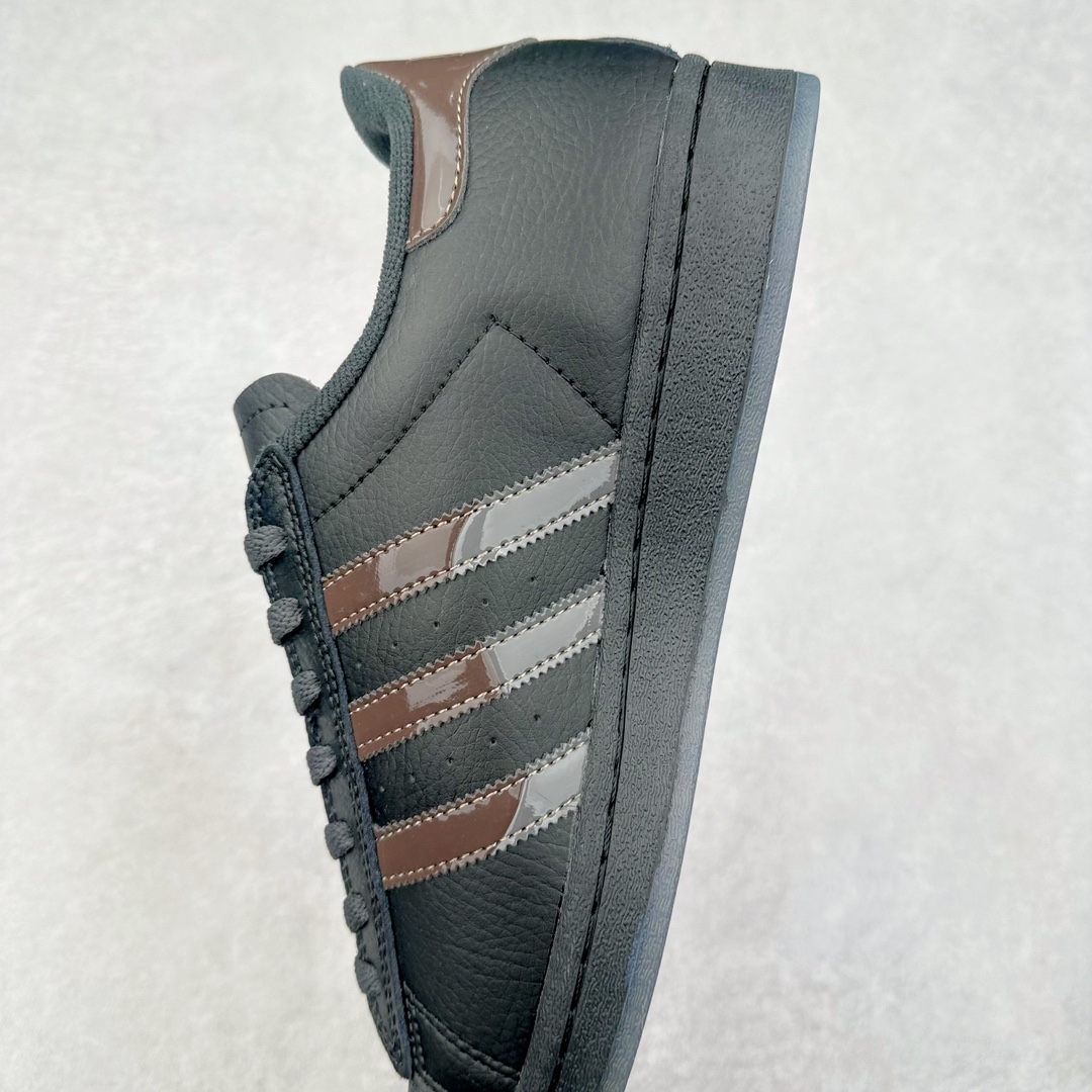 图片[7]-＃H11纯原福利 AD Originals Superstar 经典复古贝壳头板鞋 FZ6003 诞生于1969年 是第一双将全皮面鞋 身与橡胶鞋头结合在一起的低帮篮球鞋 Superstar最开始 是作为高帮篮球鞋Pro Model的低帮版本而出现的 但因为其独特和醒目的橡胶鞋头造型而让大家熟知 被大家形象地称为\\\”shelltoe\\\”贝壳头 在70年代的美国职业篮球场上 接近3/4的NBA球员都将这双Superstar作为场上用鞋 80年代之后 经过不断的改良和发展 Superstar逐渐成为横跨时装、音乐、街头文化、休闲和运动等各大领域的时尚潮鞋 尺码：35.5 36 36.5 37 38 38.5 39 40 40.5 41 42 42.5 43 44 44.5 45-选品中心