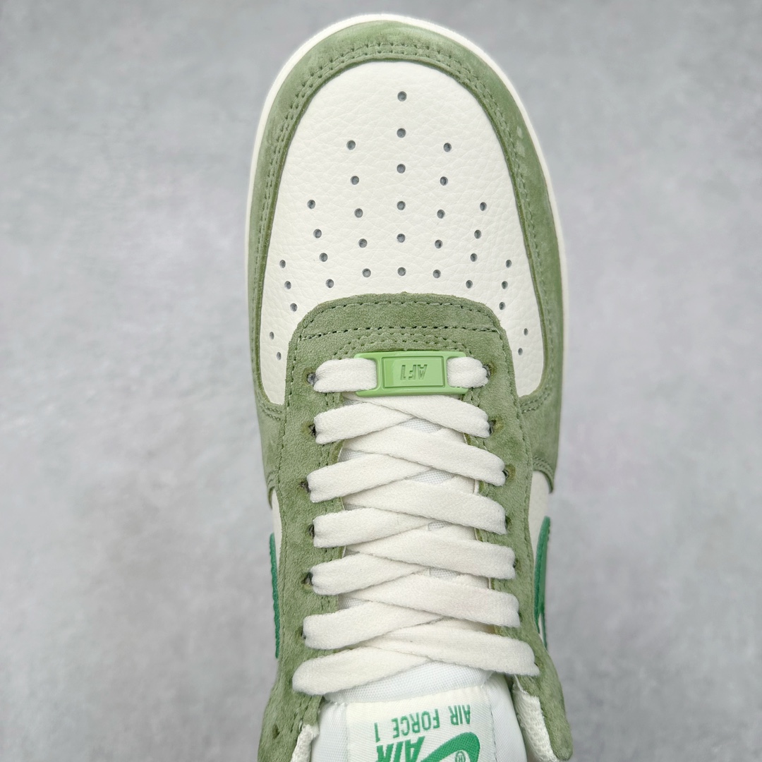 图片[4]-NK Air Force 1´07 Low 空军一号低帮百搭休闲运动板鞋 FF7795-111 柔软、弹性十足的缓震性能和出色的中底设计 横跨复古与现代的外型结合 造就出风靡全球 三十多年的Force 1 直到今天还深受青睐 尺码：36 36.5 37.5 38 38.5 39 40 40.5 41 42 42.5 43 44 44.5 45-选品中心