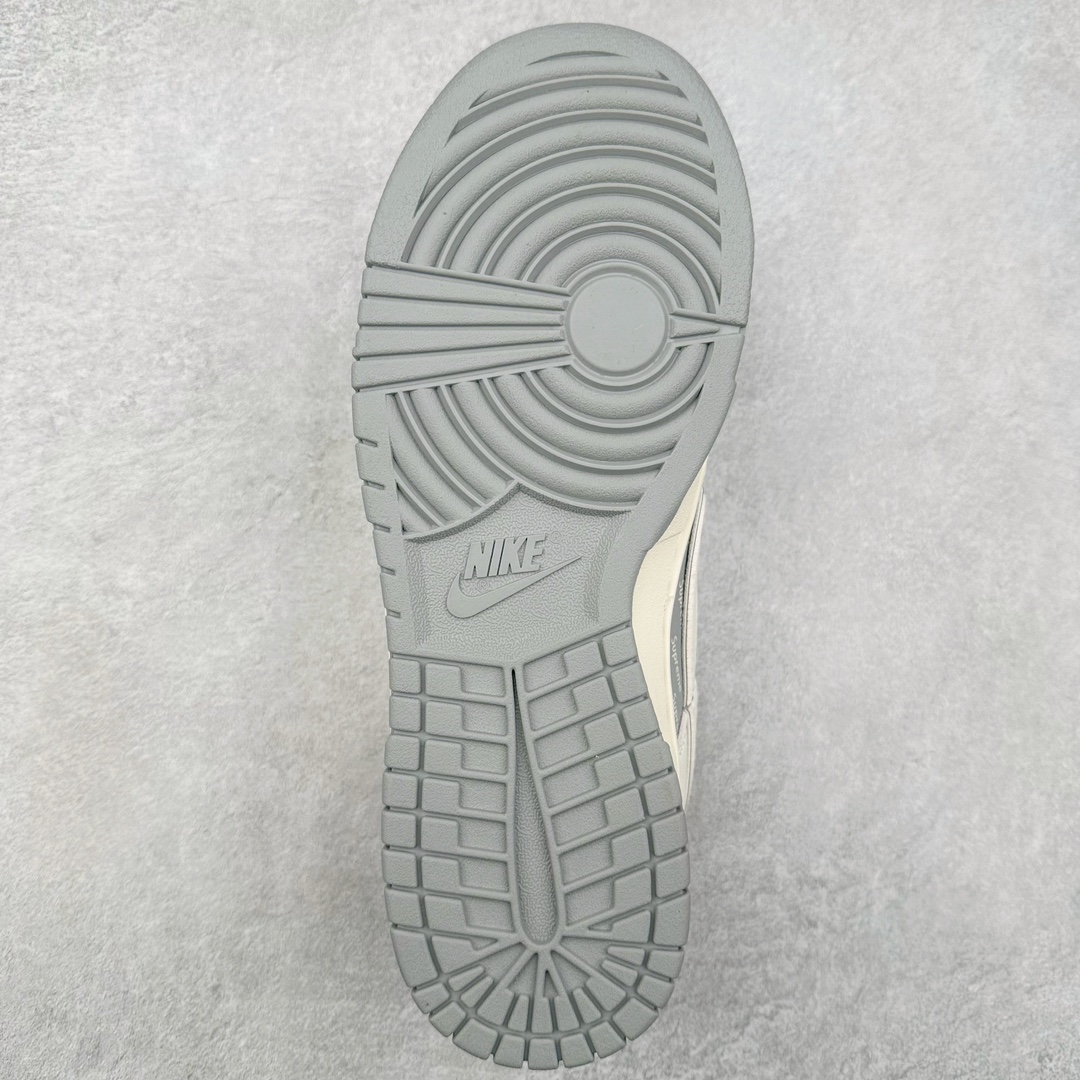 图片[9]-NK Dunk Low 定制配色 JJ5688-106 大厂出品 极力推荐 原装头层材料 独家版型蒸餾加工帶來的是更好的视觉和脚感体验大厂纯原品质出货 清洁度 电绣工艺 皮料切割干净无任何毛边 细节完美 尺码：36 36.5 37.5 38 38.5 39 40 40.5 41 42 42.5 43 44 44.5 45 46 47.5-选品中心