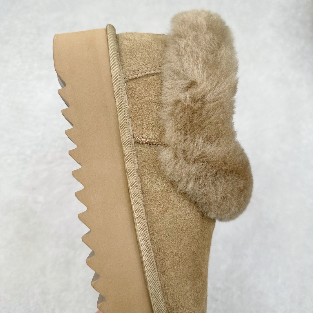 图片[6]-＃平台特供纯原福利 UGG 经典秋冬羊皮毛一体雪地靴 私人订单价格匠心定位 桑坡大厂直供 拒绝高利润 区别杀猪版本 隆丰A级澳洲进口羊皮毛一体 完全遵循ZP工艺流程 代工厂原厂版师 秉承无原鞋不开发选择 注重每一处细节 市面最正版型 TREADLITE\\\”轻翼\\\”科技外底 轻便/耐用/柔韧/桩型【售后郑重承诺】一个月内若出现重大脱胶/断底等质量问题 直接为您换新 翻毛皮鞋面 细腻亲肤再生聚酯纤维滚边 舒适易打理 保暖性佳 UGG plush™ 里衬和内底 茸软亲肤 舒适暖足 经典鞋型搭配轻盈厚底 稳稳拿捏秋冬出街时髦造型 Treadlite by UGG 轻翼大底 轻盈缓震 为双足减负 舒适轻便 助你轻松畅玩整天 尺码：35 36 37 38 39 40-选品中心