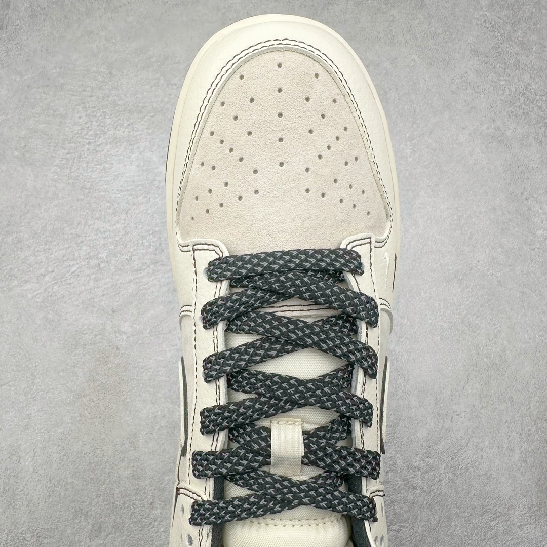 图片[4]-NK Dunk Low 定制配色 BB7518-008 大厂出品 极力推荐 原装头层材料 独家版型蒸餾加工帶來的是更好的视觉和脚感体验大厂纯原品质出货 清洁度 电绣工艺 皮料切割干净无任何毛边 细节完美 尺码：36 36.5 37.5 38 38.5 39 40 40.5 41 42 42.5 43 44 44.5 45 46 47.5-选品中心