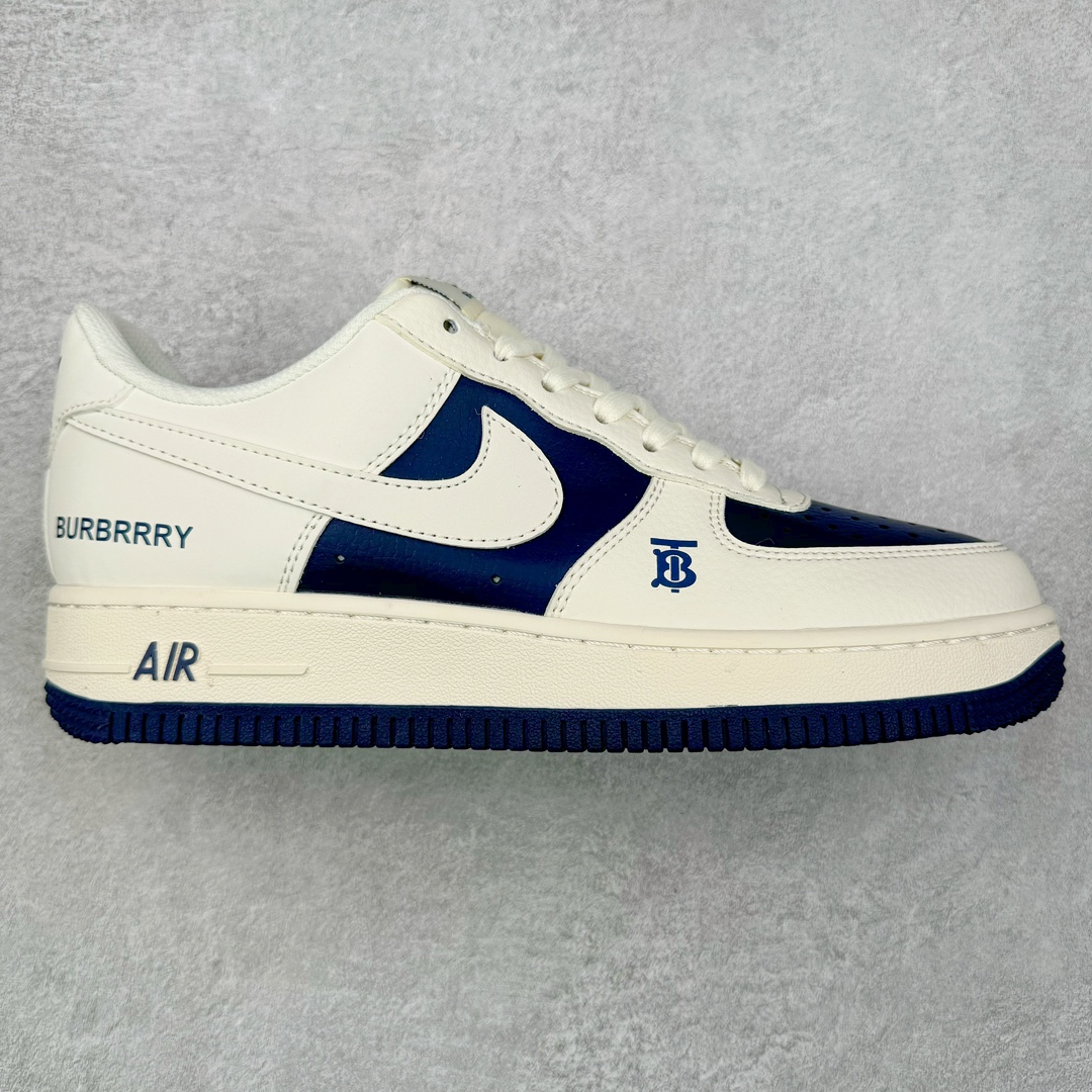 NK Air Force 1´07 Low 空军一号低帮百搭休闲运动板鞋 BB8588-222 柔软、弹性十足的缓震性能和出色的中底设计 横跨复古与现代的外型结合 造就出风靡全球 三十多年的Force 1 直到今天还深受青睐 尺码:36 36.5 37.5 38 38.5 39 40 40.5 41 42 42.5 43 44 44.5 45-选品中心