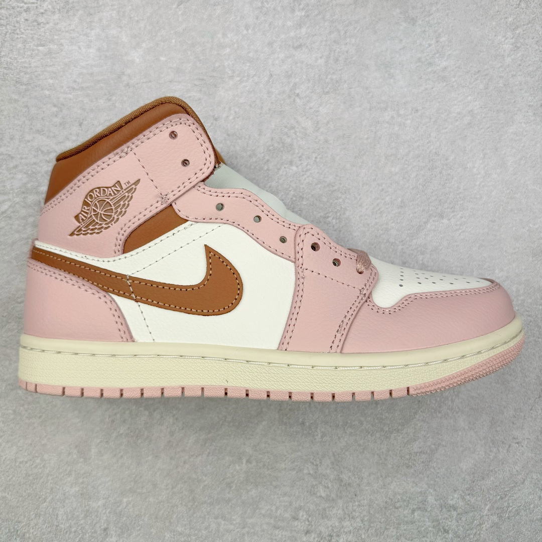 ＃DT纯原 Air Jordan AJ1 Mid 中帮 粉棕 BQ6472-620 终端优势供应 市面中低帮最具代表性版本没有之一 口碑大厂出品 品控大底版型不断改良更新 全套原纸板楦头开发 确保原汁原味 完美呈现版型 完美零毛边处理 原厂内置全掌气垫 价格定位良心 平台专用代工流水线出品 一眼公司既视感 拿到手的一瞬间就与众不同 碾压市面所有版本 全部原鞋开发 每一个配色都会采购原鞋确认细节 打破市面看图做货无好货之说 尺码：35.5 36 36.5 37.5 38 38.5 39 40-选品中心