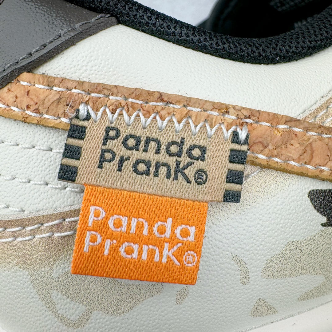 图片[16]-＃YC纯原 NK Dunk Low 拓荒骑士 沙暴 DD1391-100 定制系列天花板 无原鞋不开发 全系列得物原鞋一比一校对开发 配色持续更新中 终端对接 优势输出 全套原厂楦头原纸板数据档案倾力打造 原汁原味莞产 极致还原 圈内最强针车工艺 高端零售指定版 广东原厂配套原盒原标 鞋盒分三个尺码段 原厂冲刀 超高清洁度 全鞋零毛边皮料切割 采用原厂百宏鞋带以及原厂百宏织唛舌标 内标可供原厂几率过验 进口原装条纹中底布 四线拉帮白色点胶 原厂拉帮手法遵循公司 原厂电绣 极致还原 尺码：36 36.5 37.5 38 38.5 39 40 40.5 41 42 42.5 43 44-选品中心