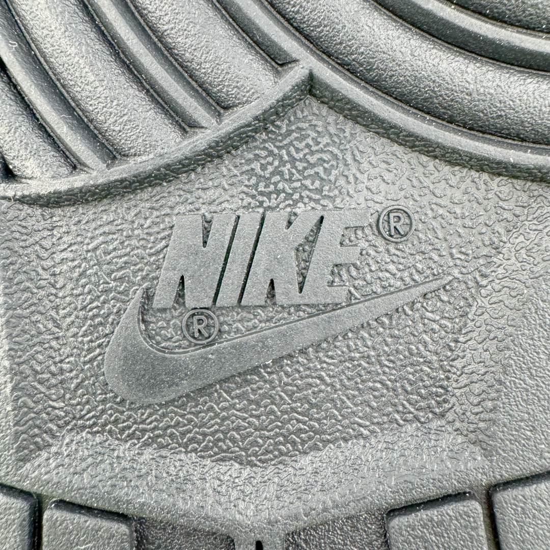 图片[20]-＃YC纯原 NK Dunk Low 拓荒骑士 沙暴 DD1391-100 定制系列天花板 无原鞋不开发 全系列得物原鞋一比一校对开发 配色持续更新中 终端对接 优势输出 全套原厂楦头原纸板数据档案倾力打造 原汁原味莞产 极致还原 圈内最强针车工艺 高端零售指定版 广东原厂配套原盒原标 鞋盒分三个尺码段 原厂冲刀 超高清洁度 全鞋零毛边皮料切割 采用原厂百宏鞋带以及原厂百宏织唛舌标 内标可供原厂几率过验 进口原装条纹中底布 四线拉帮白色点胶 原厂拉帮手法遵循公司 原厂电绣 极致还原 尺码：36 36.5 37.5 38 38.5 39 40 40.5 41 42 42.5 43 44-选品中心