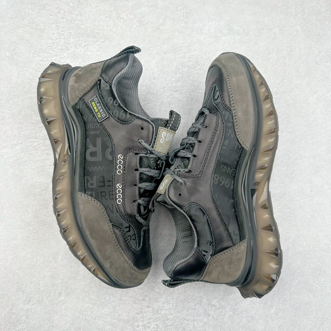 图片[3]-ECCO爱步2024年新款户外鞋防水透气越野跑鞋 健步踪迹系列 鞋面设有GORE-TEX防水薄膜 给你贴心防水保护 防水透气 直接注塑工艺连接鞋面与鞋底 一体成型 合脚稳固 BIOM自然律动科技鞋楦 符合人体工学 长效缓震带来裸足体验 橡胶大底 结合橡胶凸起鞋钉设计 适应多种地形 提供强劲抓地力与耐磨性 稳定支撑 越野无束 尺码：39 40 41 42 43 44（正常码）-选品中心